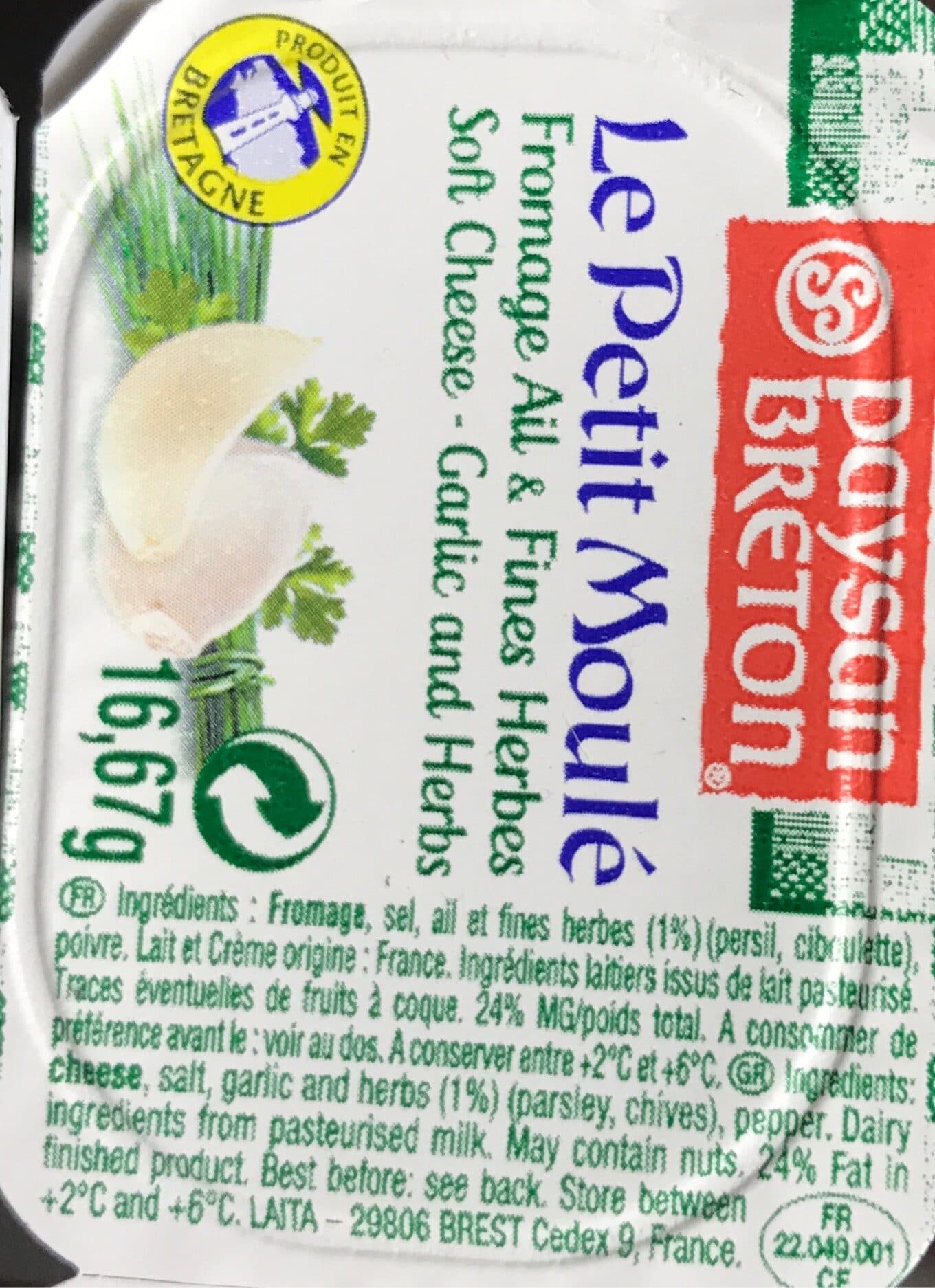 Paysan breton Le Petit Moulé Fromage Ail & Fines Herbes packshot