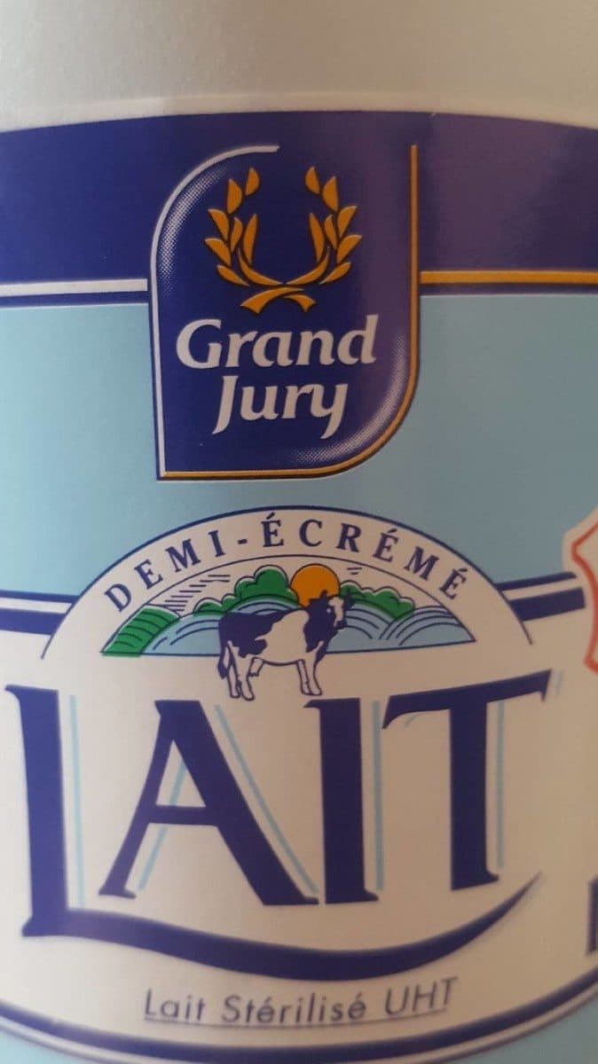 Grand Jury Lait demi ecrémé packshot