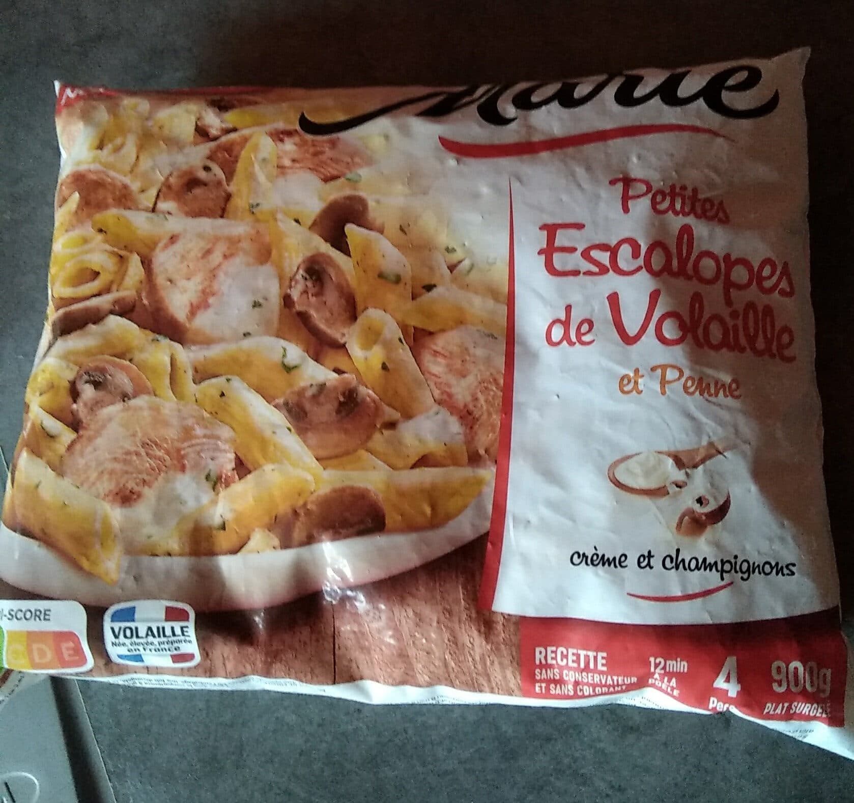 Marie Petites escalopes de volaille Penne à la crème et aux champignons packshot