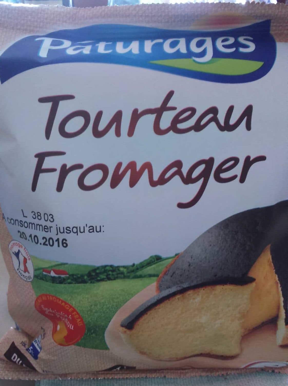 Intermarché Tourteau Fromager packshot