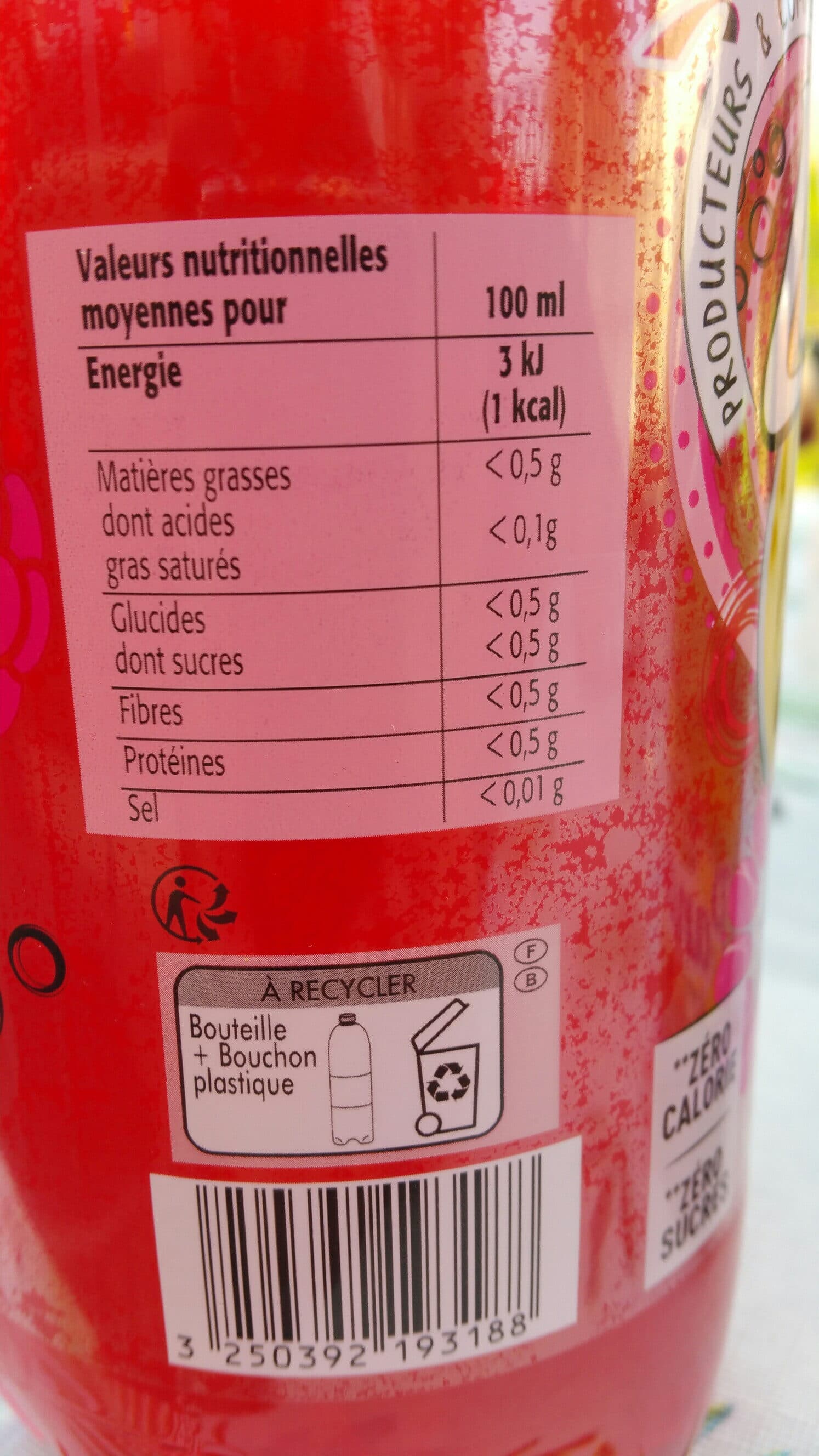 Intermarché Look zéro saveur framboise packshot