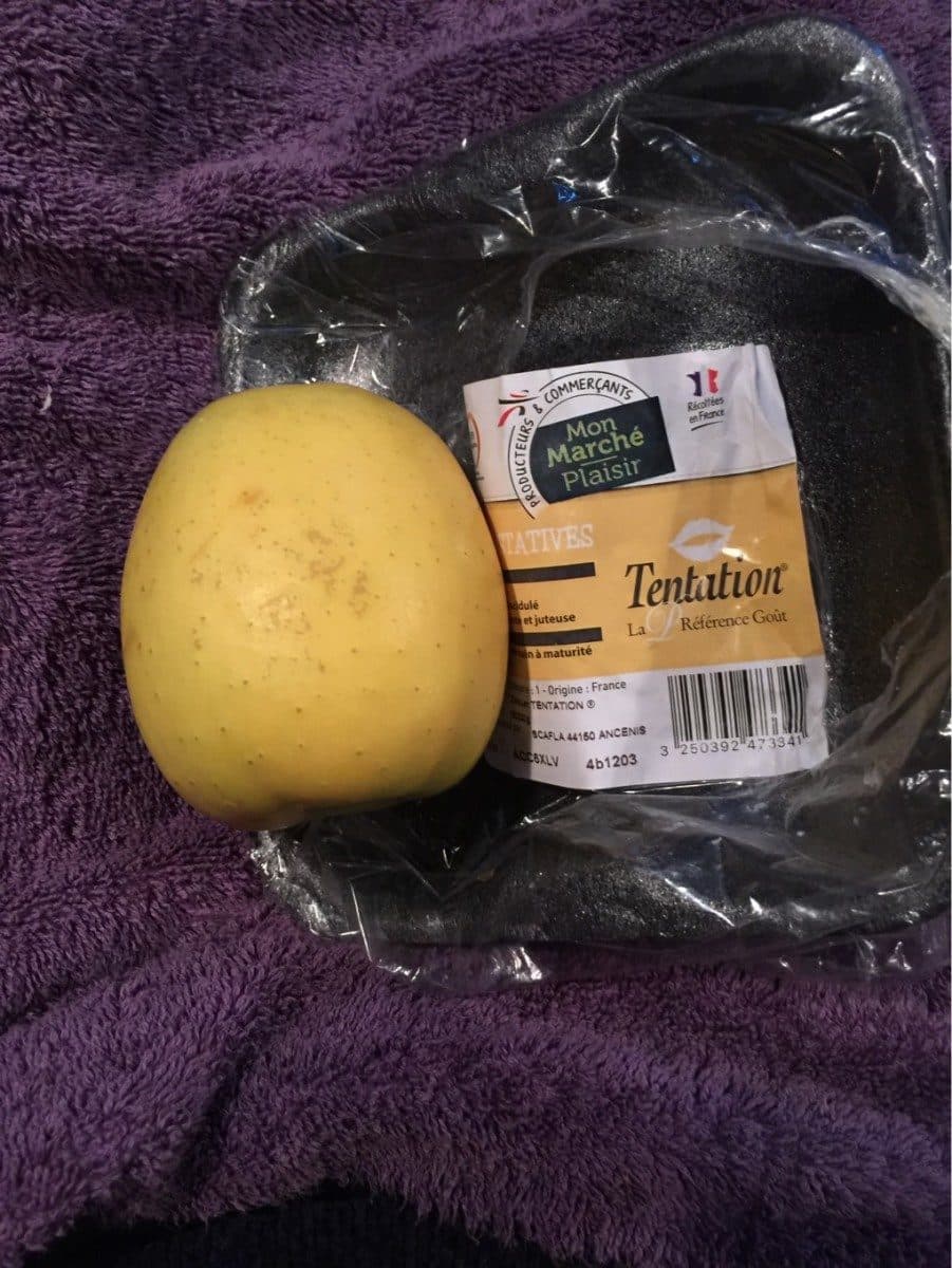 Mon Marché Plaisir Pomme jaune parfumme tres sucre et croquante packshot