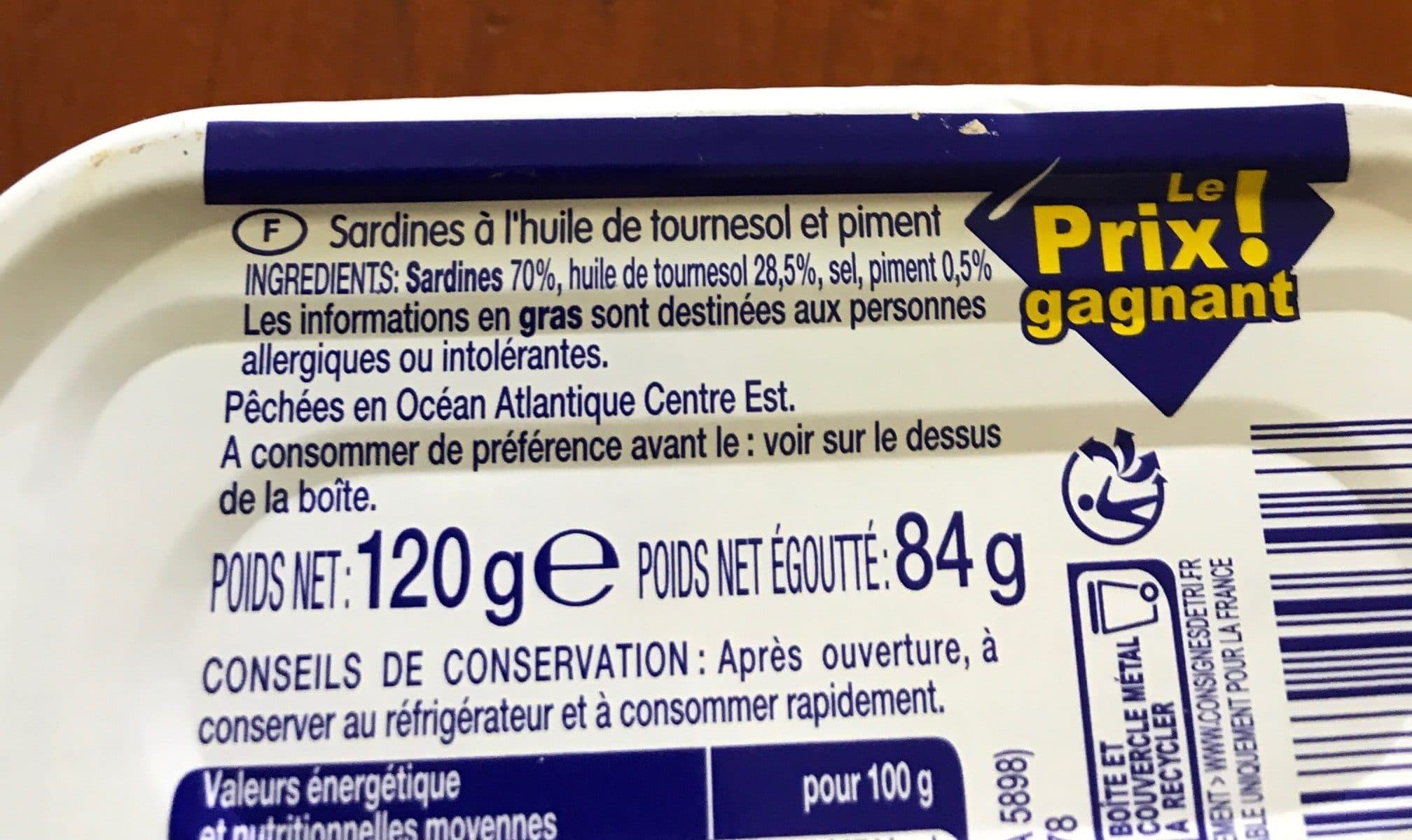 Open Food Facts Sardines à l'huile de tournesol et piment packshot