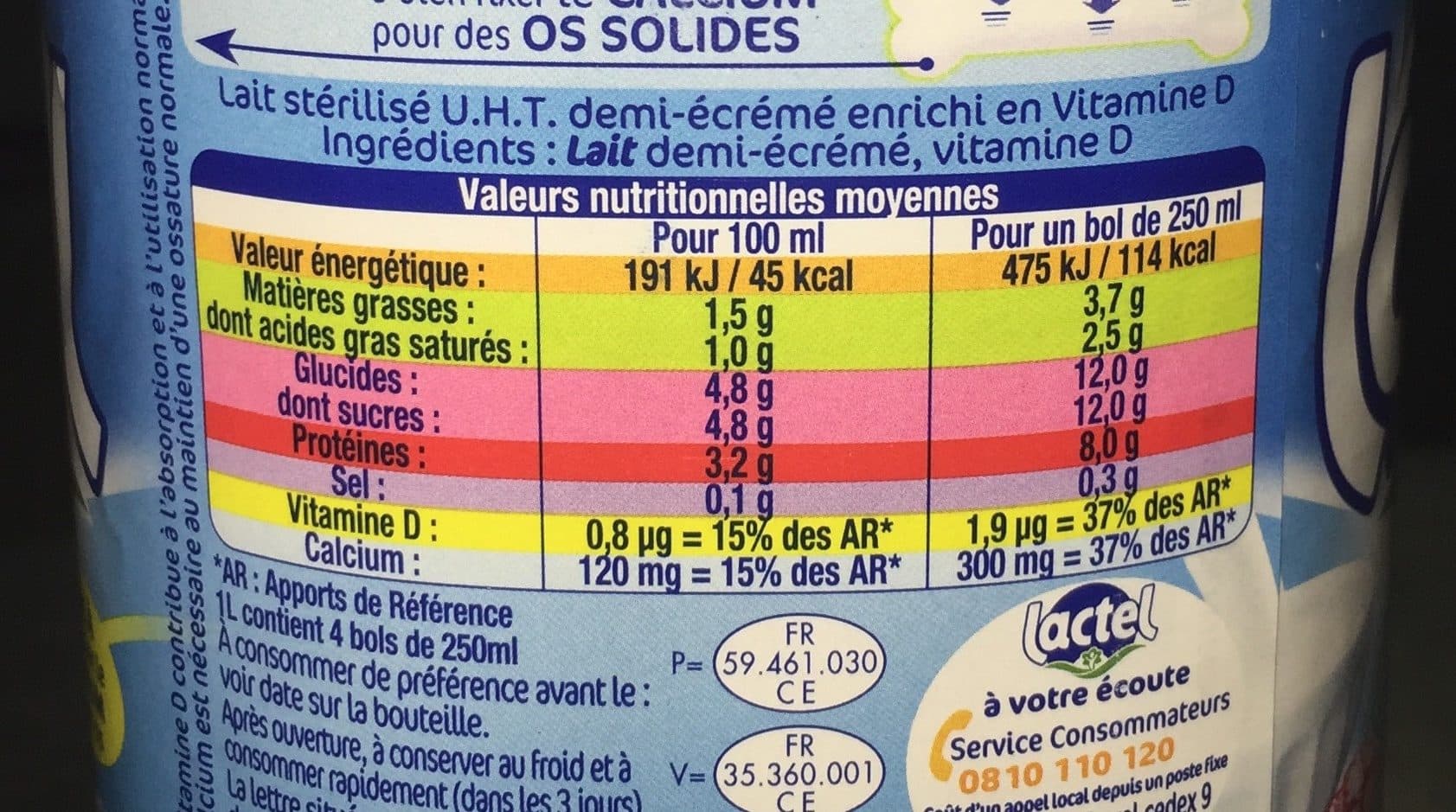Lactel Lait demi écrémé packshot