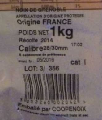 Alp noix Noix de Grenoble AOP packshot