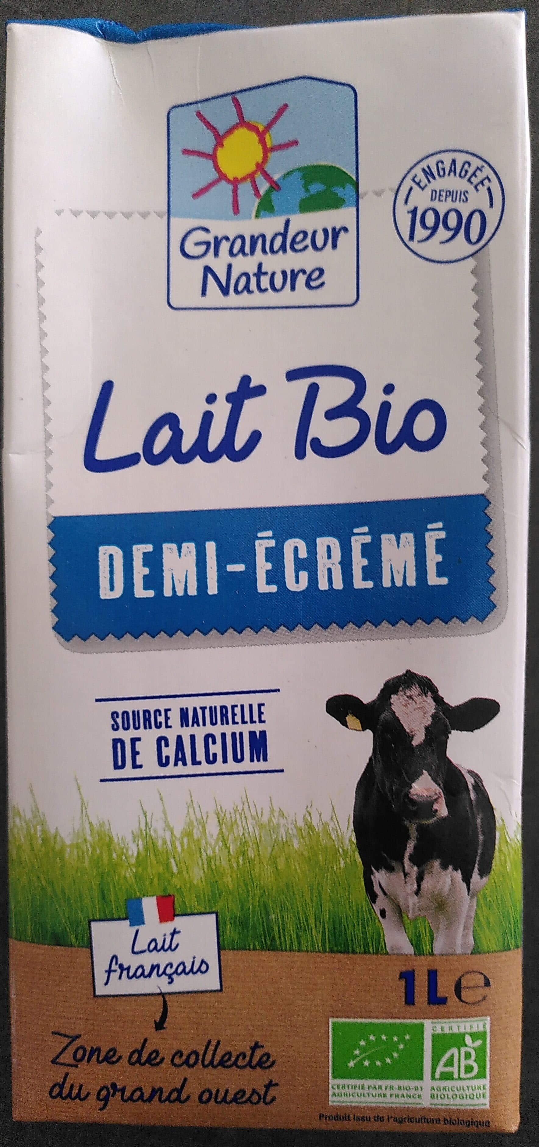 Grandeur Nature Lait bio demi écrémé packshot
