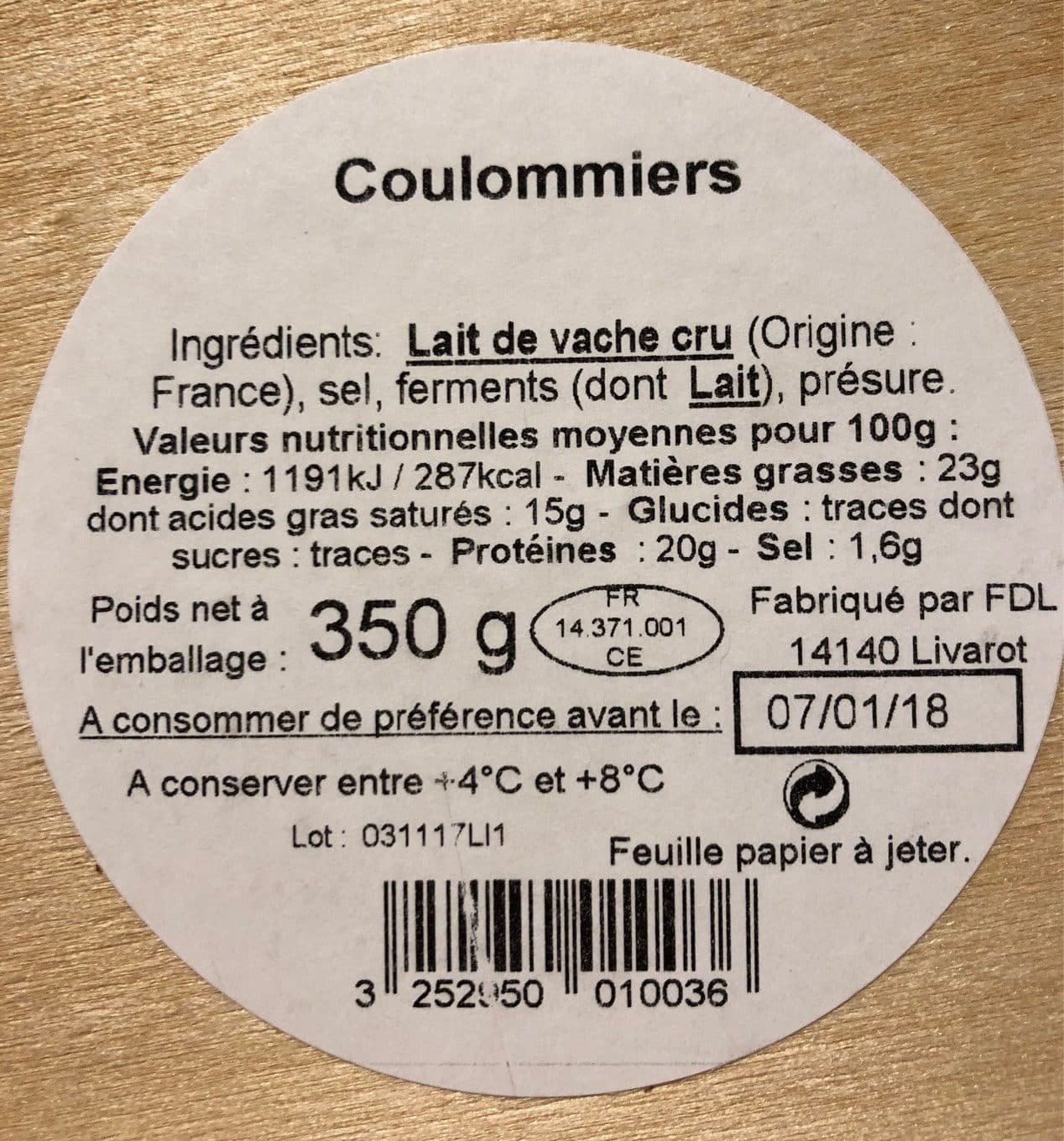 E. Graindorge Coulommiers au Lait Cru (23 % MG) packshot