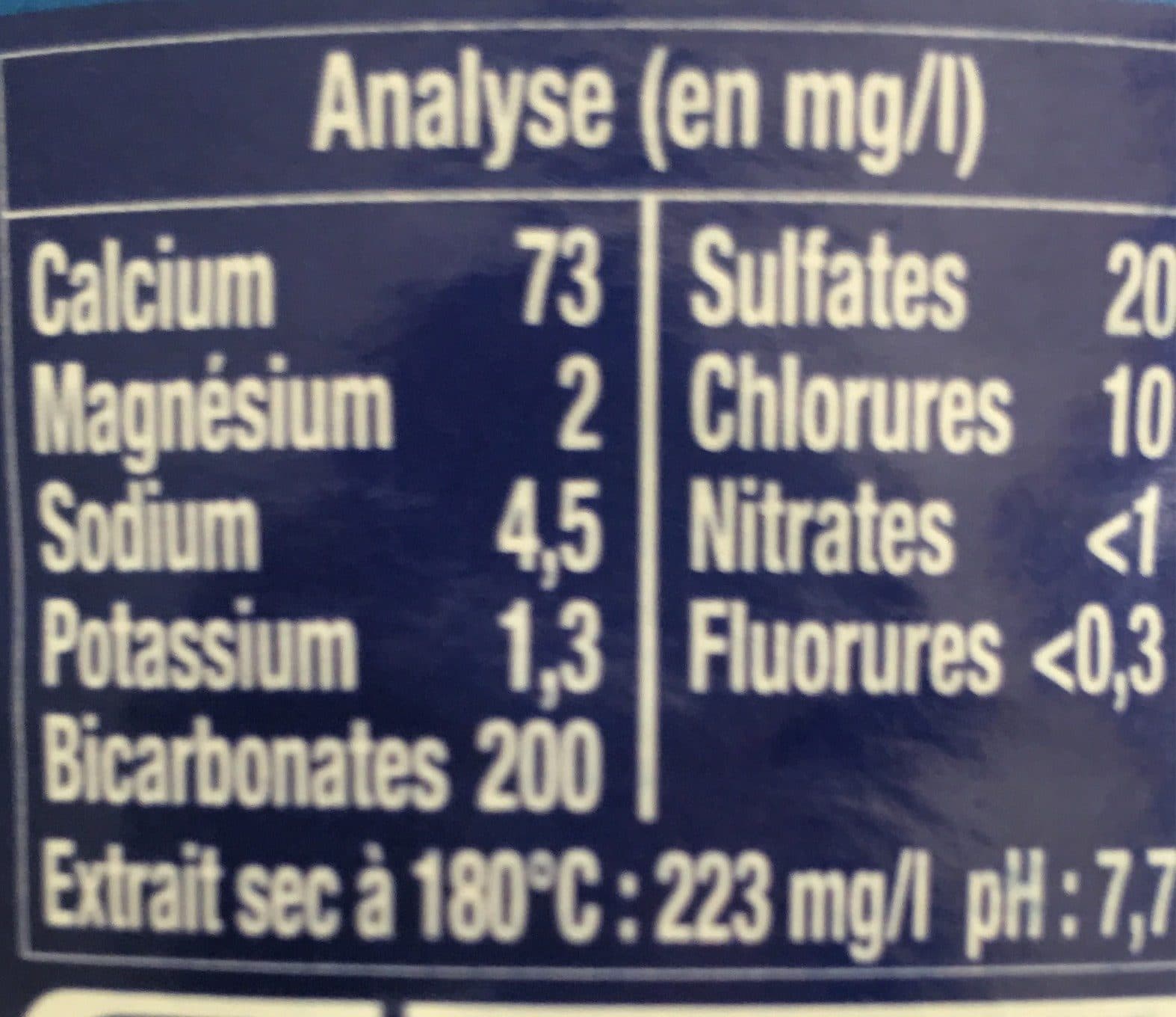 Cristaline Eau de source packshot