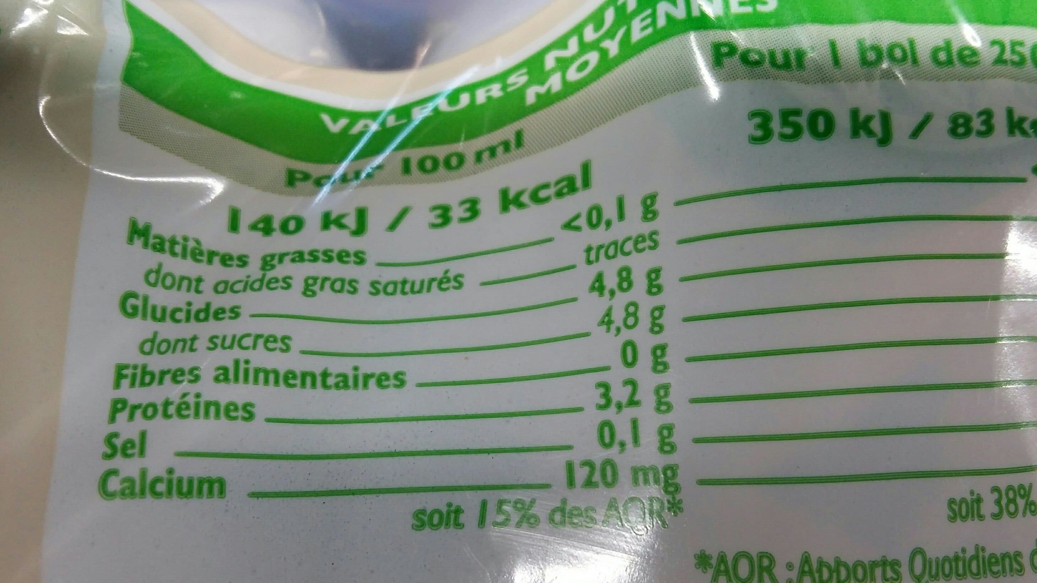 U Lait UHT bio écrémé packshot