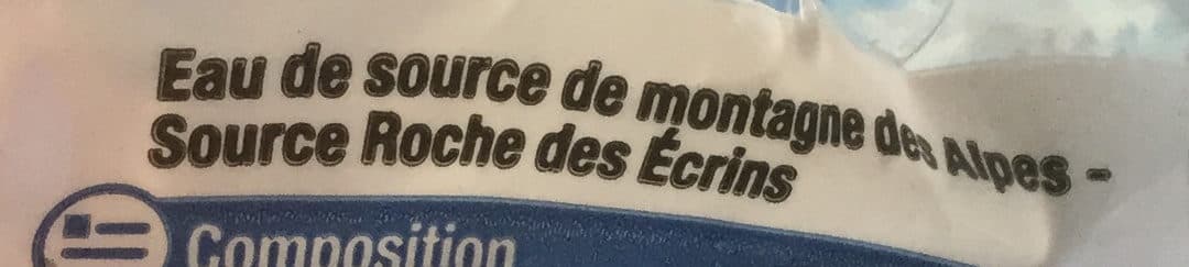 U Eau de source de montagne des Alpes packshot