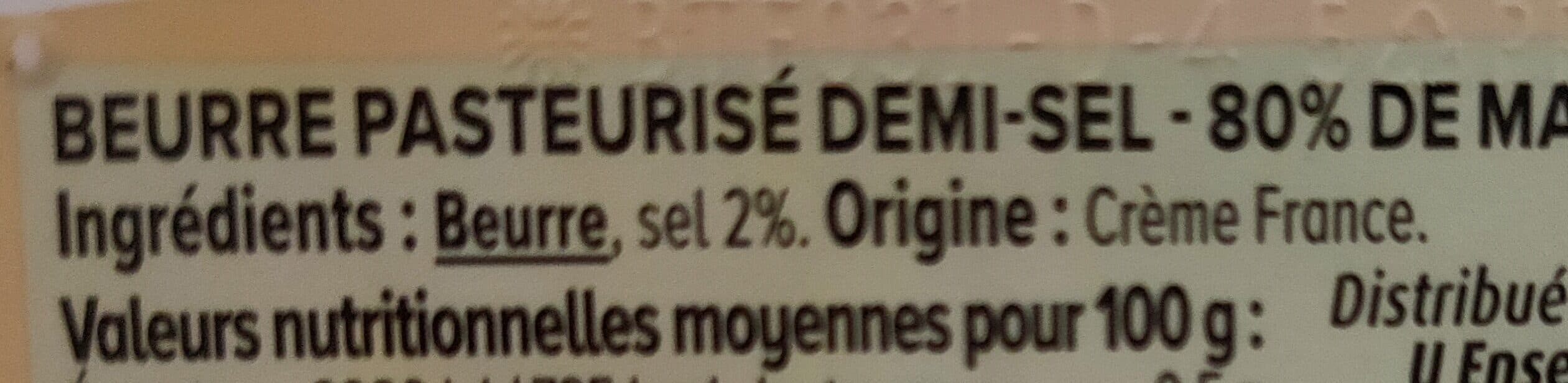 U Beurre tendre à tartiner demi-sel 80% de matière grasse barquette de250g packshot