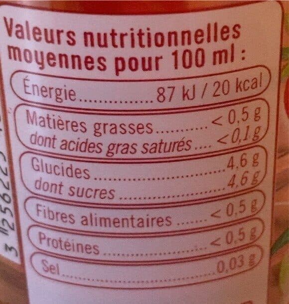 U Eau fruitée au jus de fraise packshot
