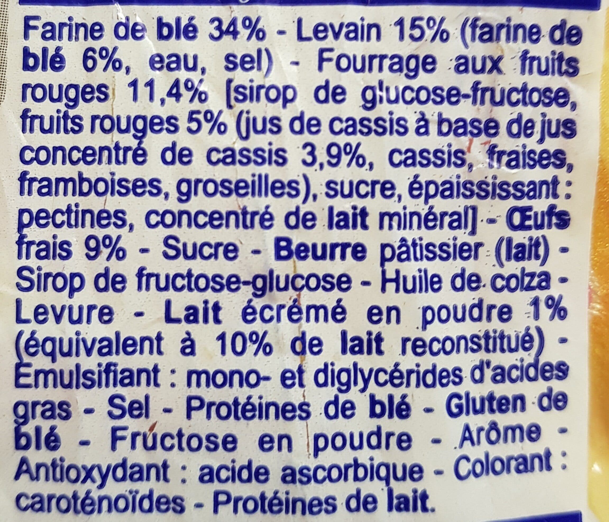 Pasquier 12 pains au lait - touche de fruits rouges packshot