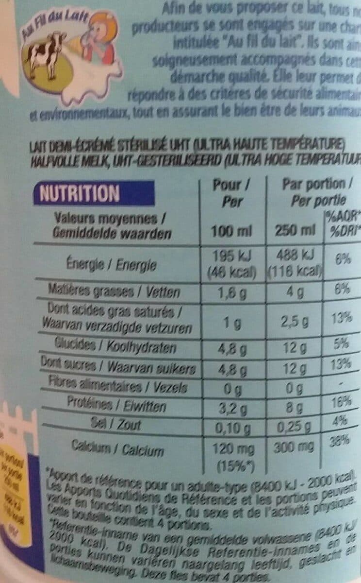 Cora Lait demi-écrémé packshot