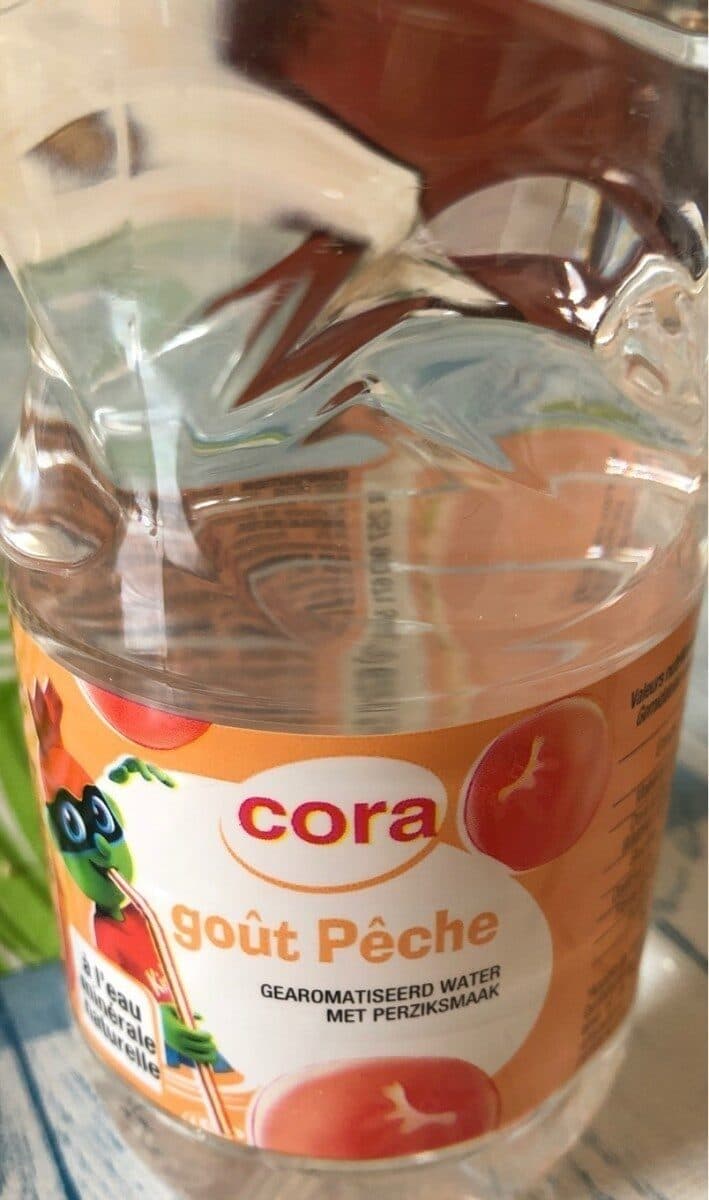 Cora Eau Aromatisé Pèche 6 Fois 33 Centilitres packshot