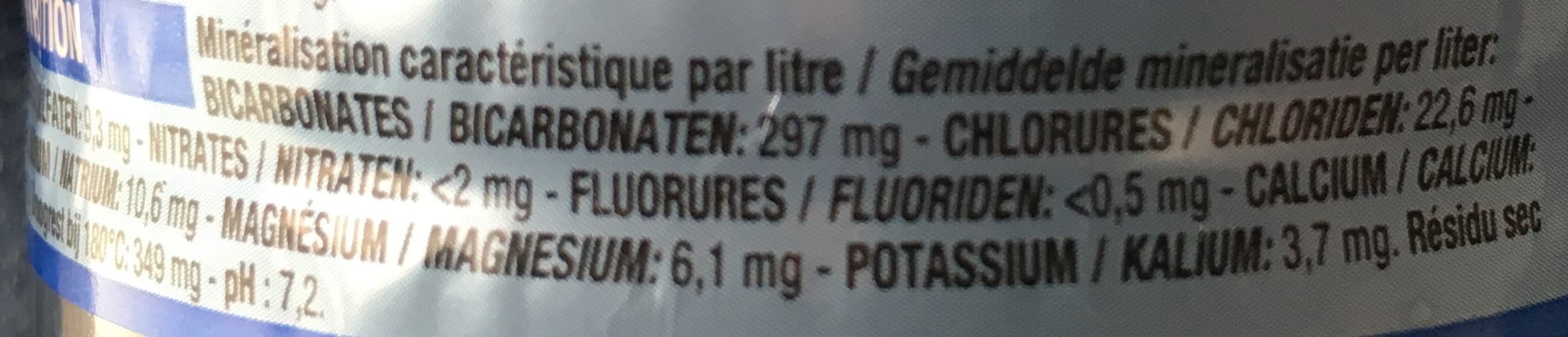 Cora Montfras packshot