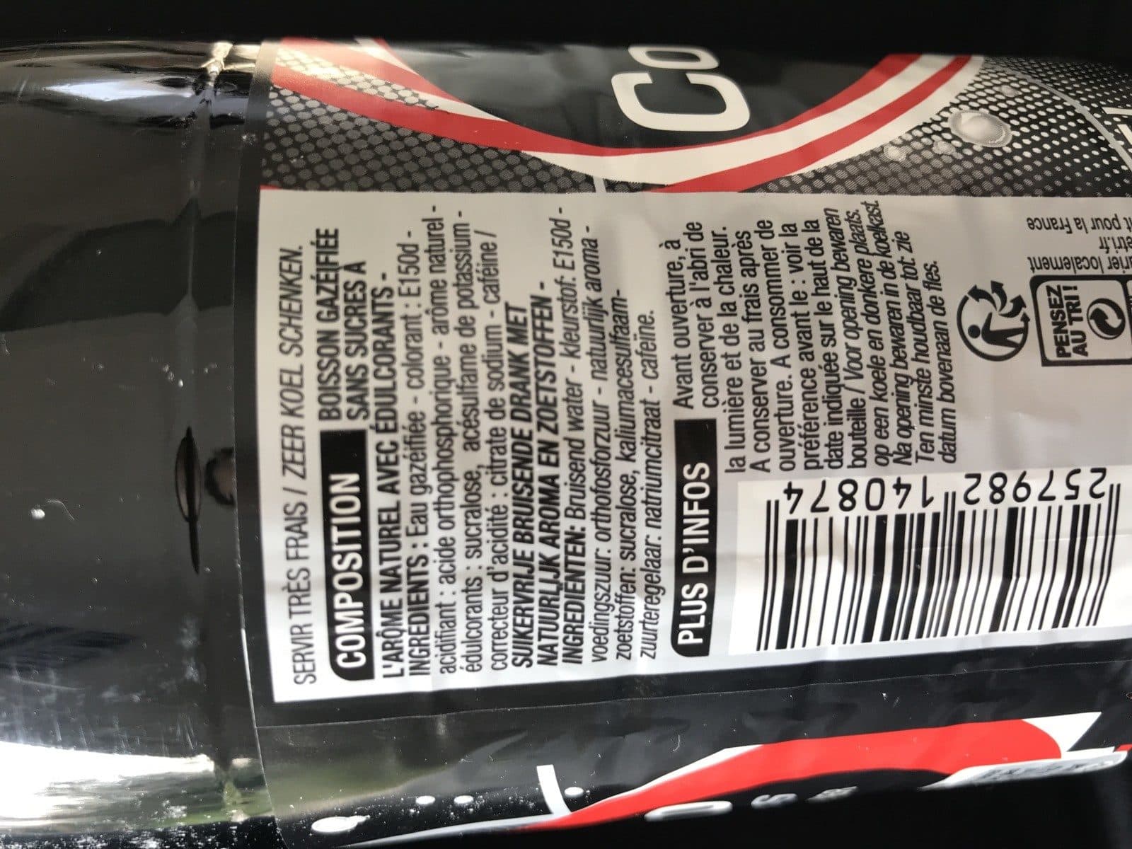 Cora Cola Zero Sucres packshot