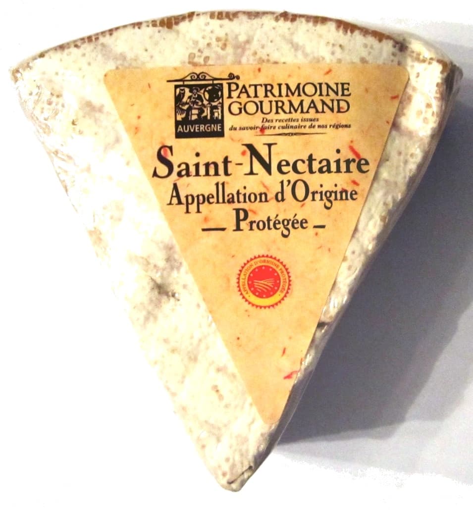Groupe Louis Delhaize Saint-Nectaire AOP packshot