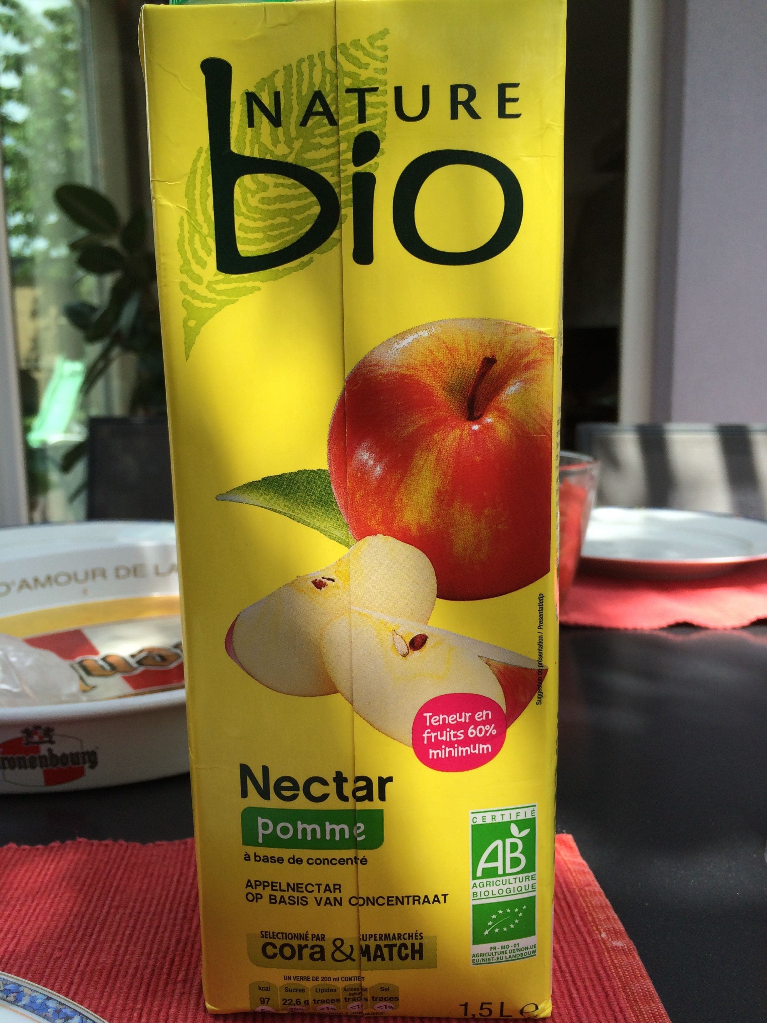 Nature bio Nectar Pomme packshot