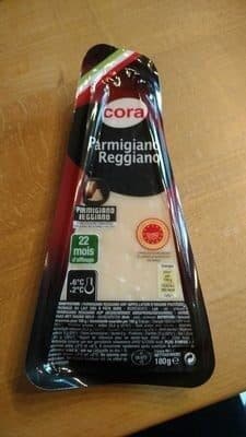 Cora Parmigiano reggiano packshot