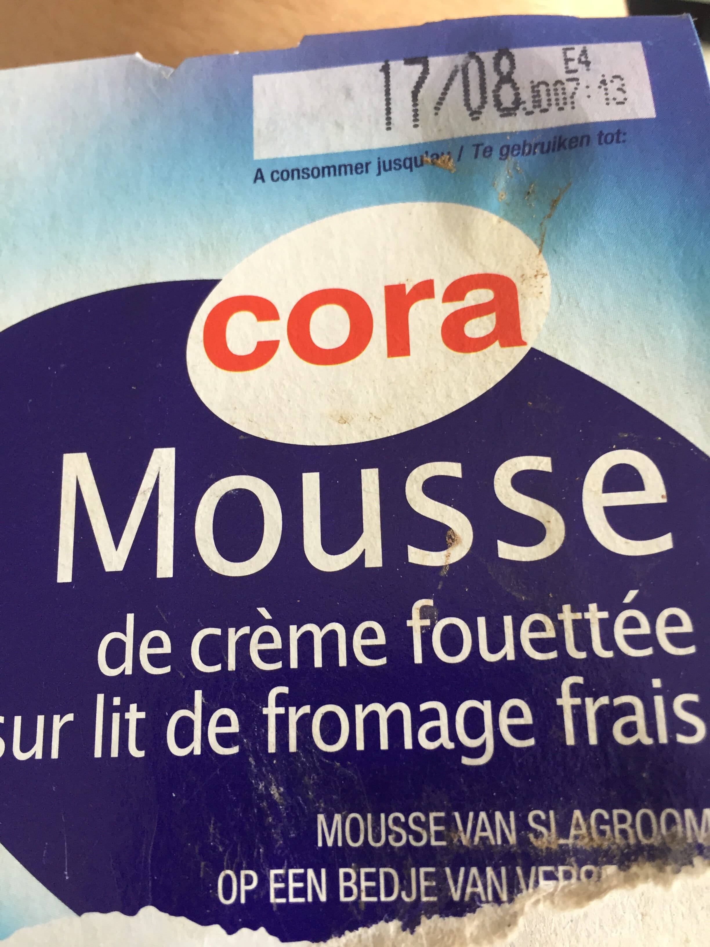 Cora Mousse de crème fouettée sur lit de fromage frais packshot