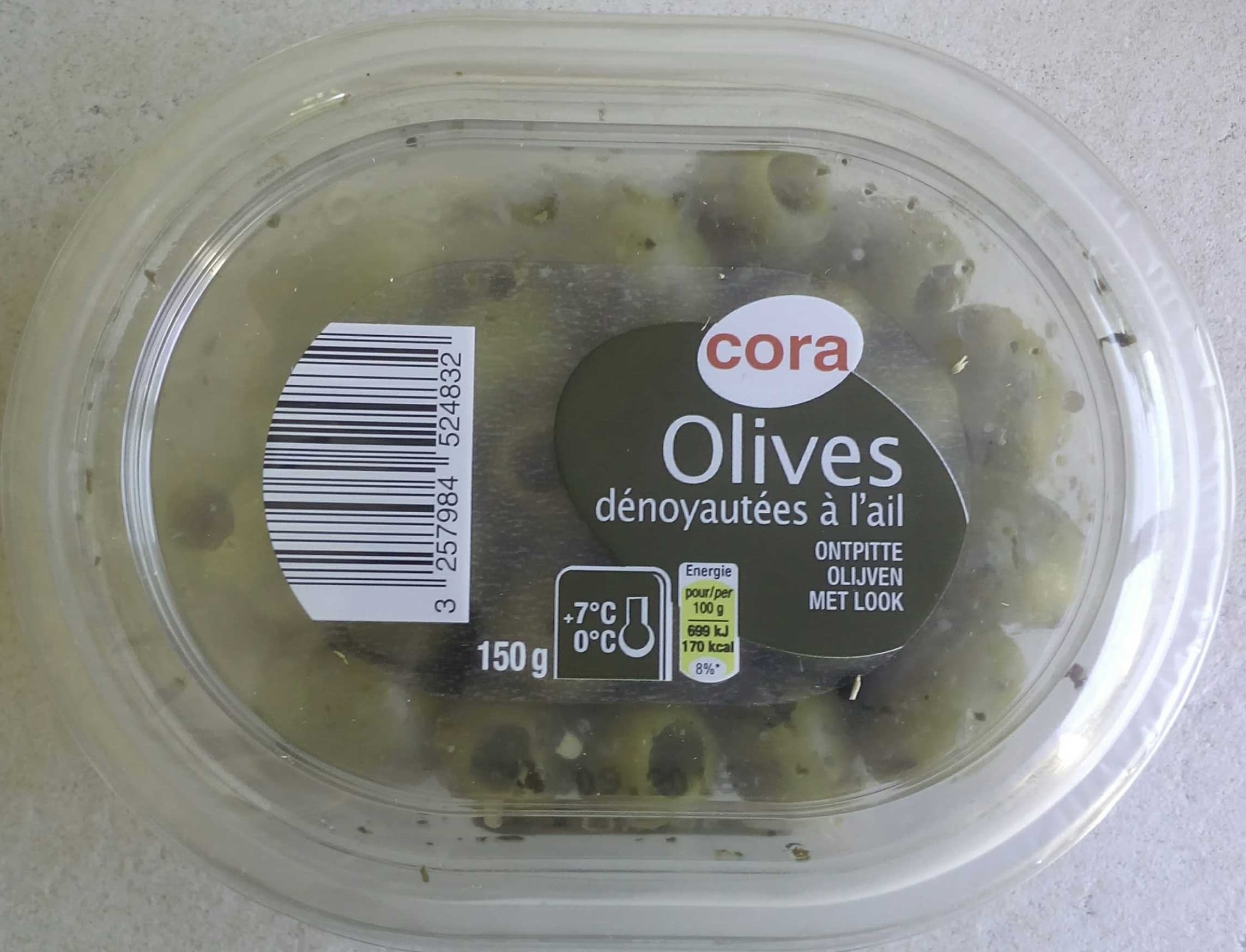 Cora Olives dénoyautées à l'ail packshot