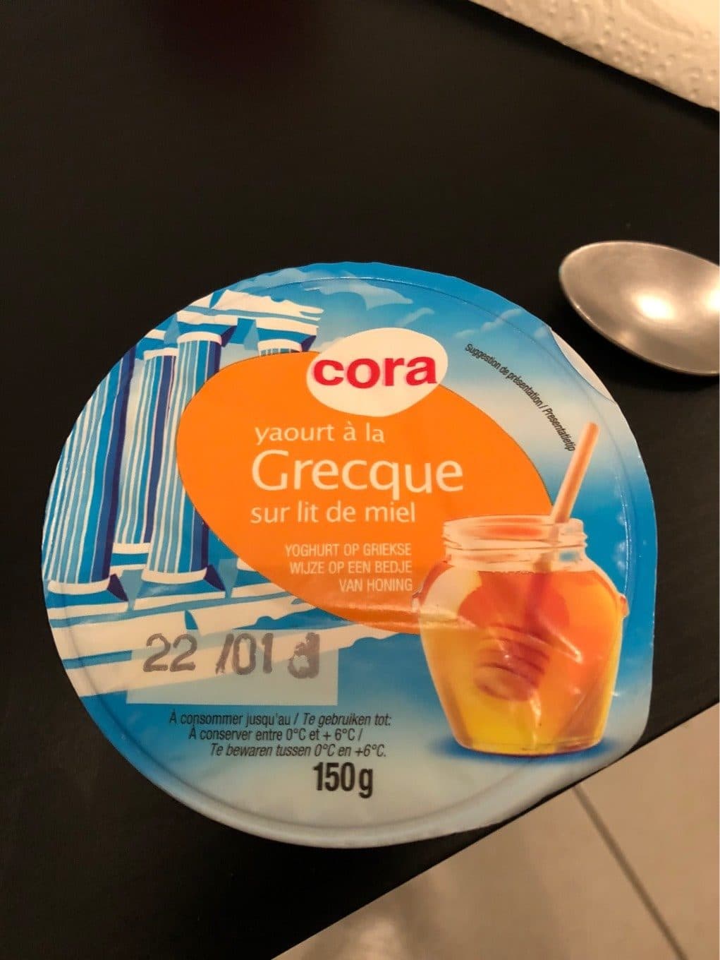 Cora Yaout à la grecque sur lit de miel packshot
