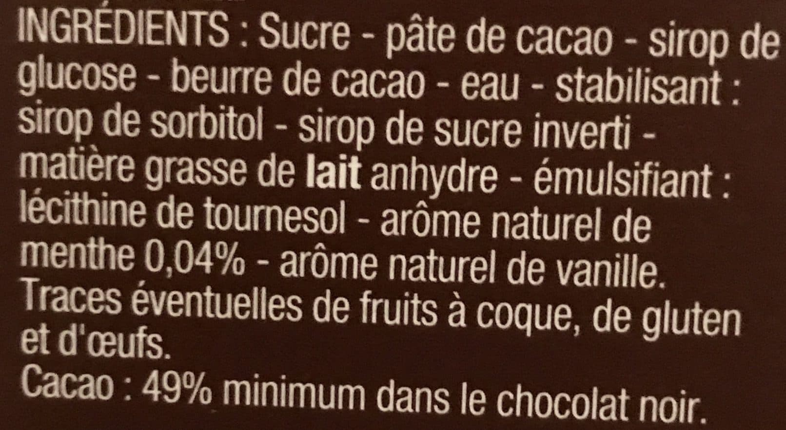 Cora Noir menthe packshot