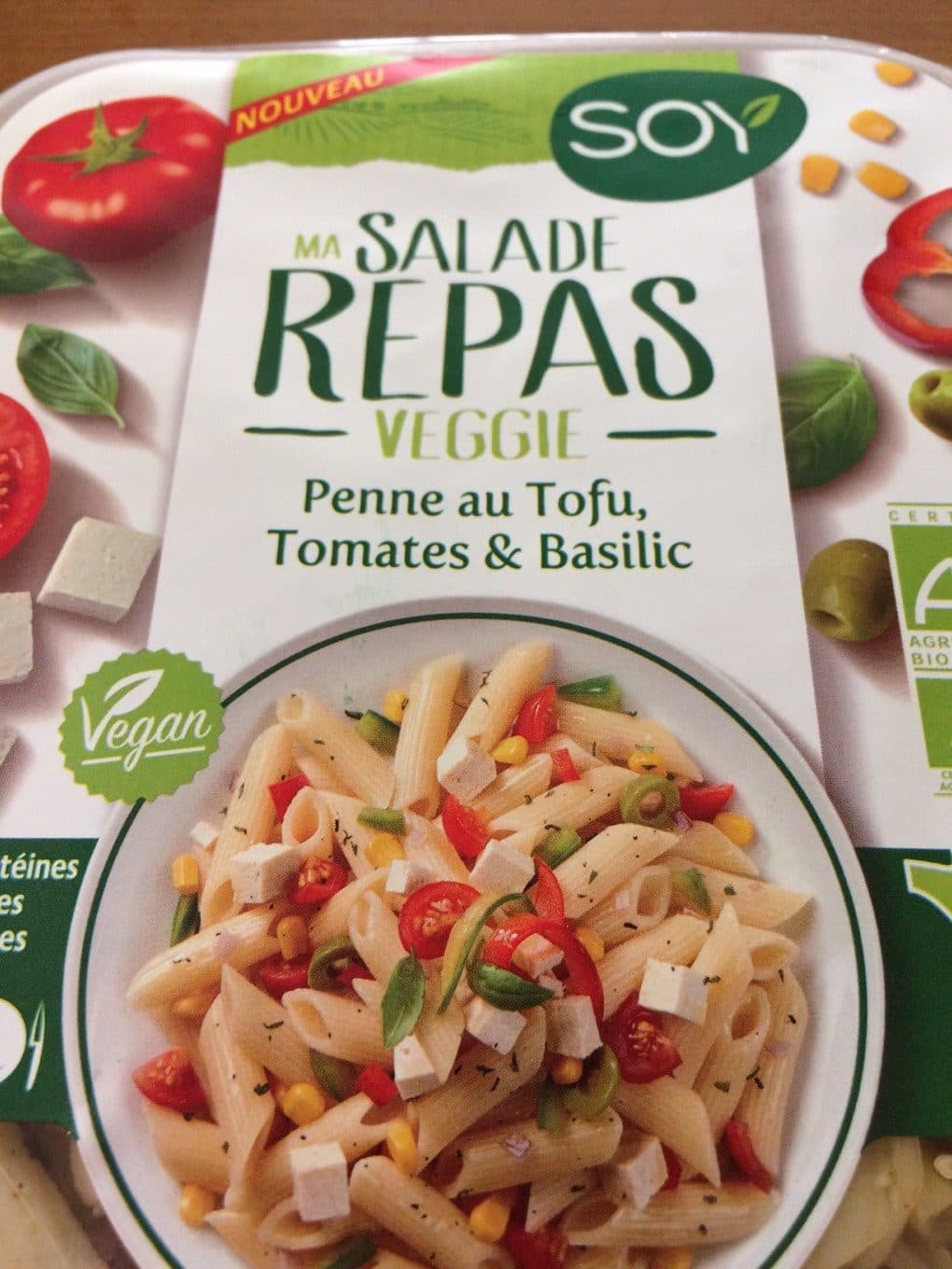 Soy Salade veggie packshot