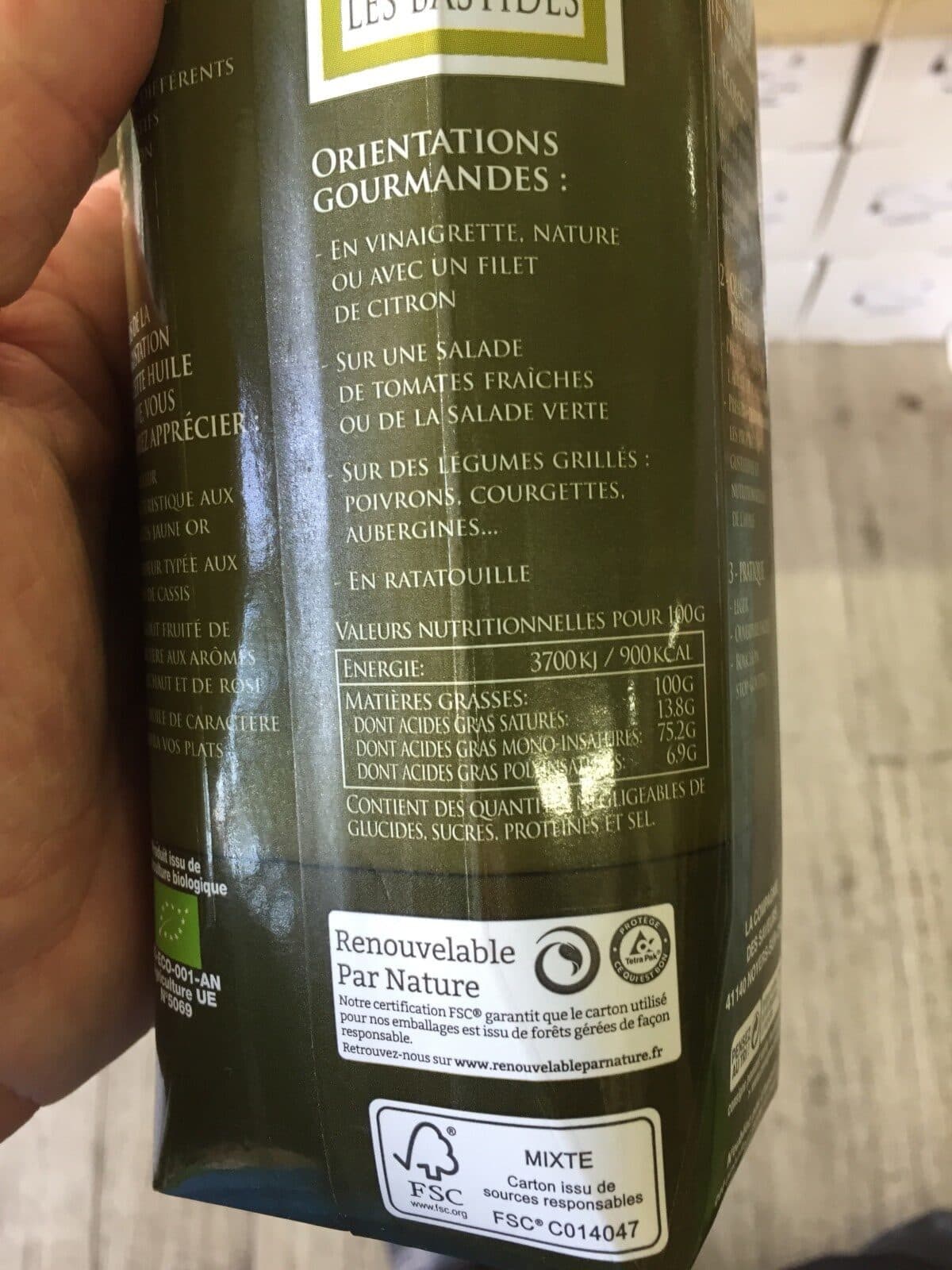 Les Bastides huile d olive packshot