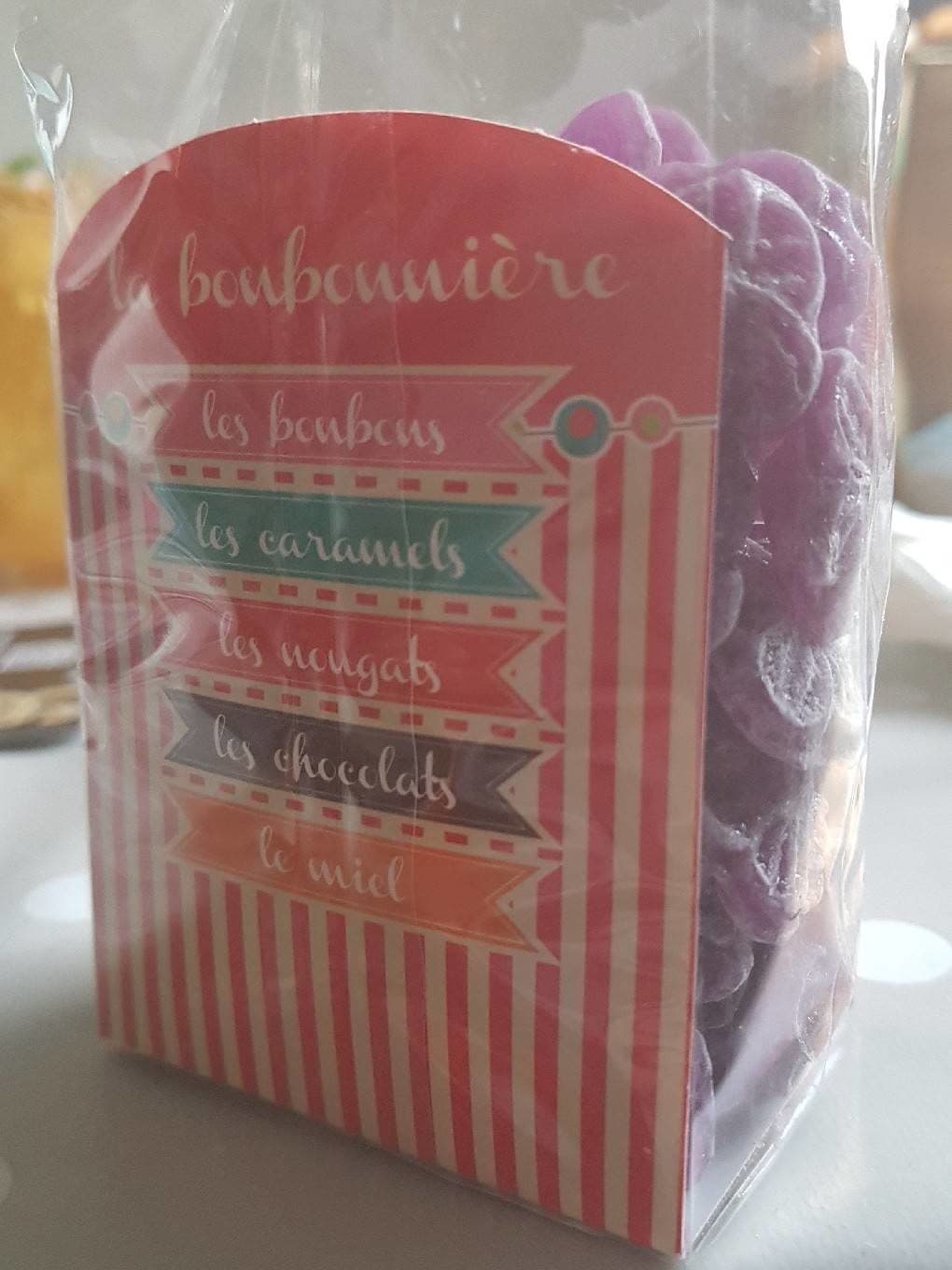 La Bonbonniere Bonbon violette packshot