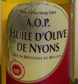Fruit d'olivier Huile d'olive de Nyons packshot