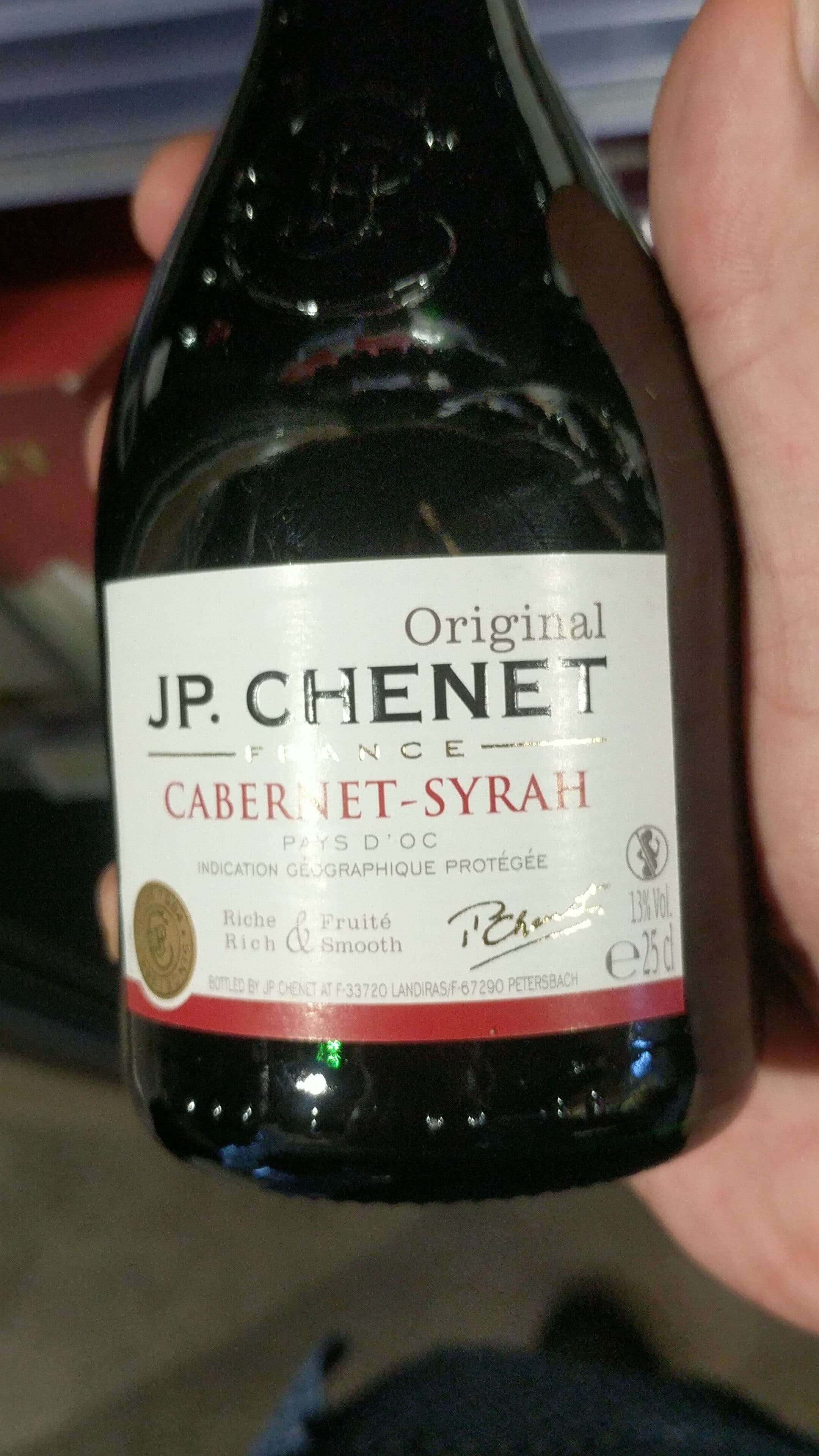 J.P. CHENET CABERNET-SYRAH packshot