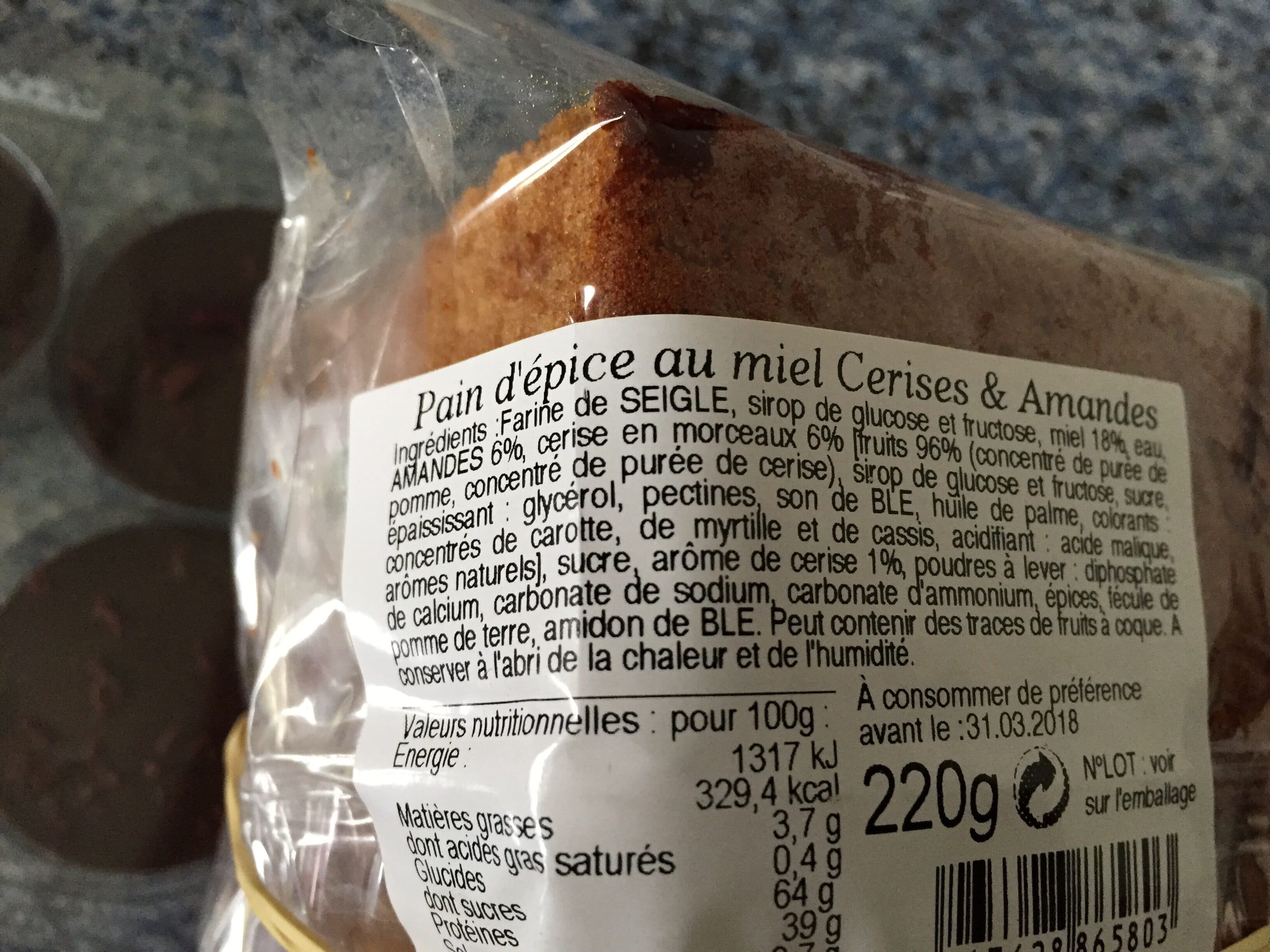 Bon Cap Pain d'épices au miel Cerises Amandes packshot