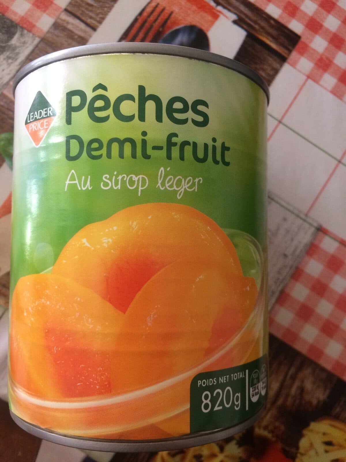 Leader Price Pêches Demi-fruit au sirop léger packshot
