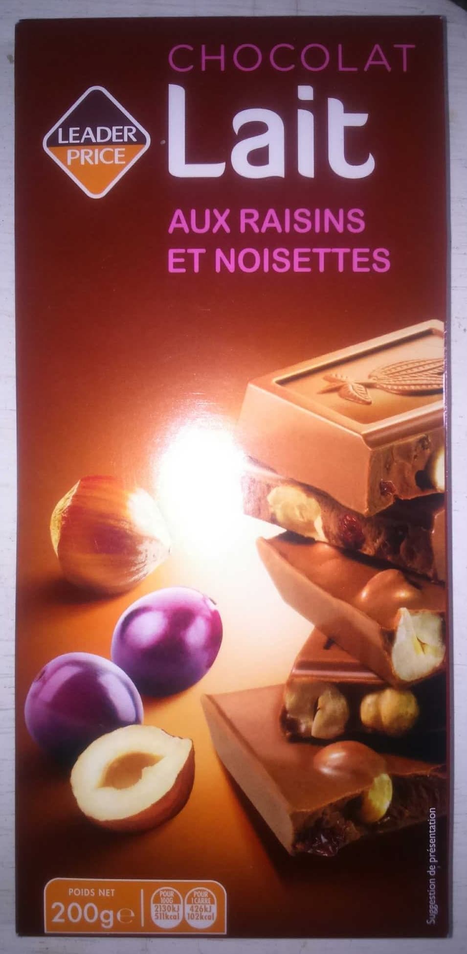 Leader Price Chocolat Lait aux Raisins et Noisettes packshot