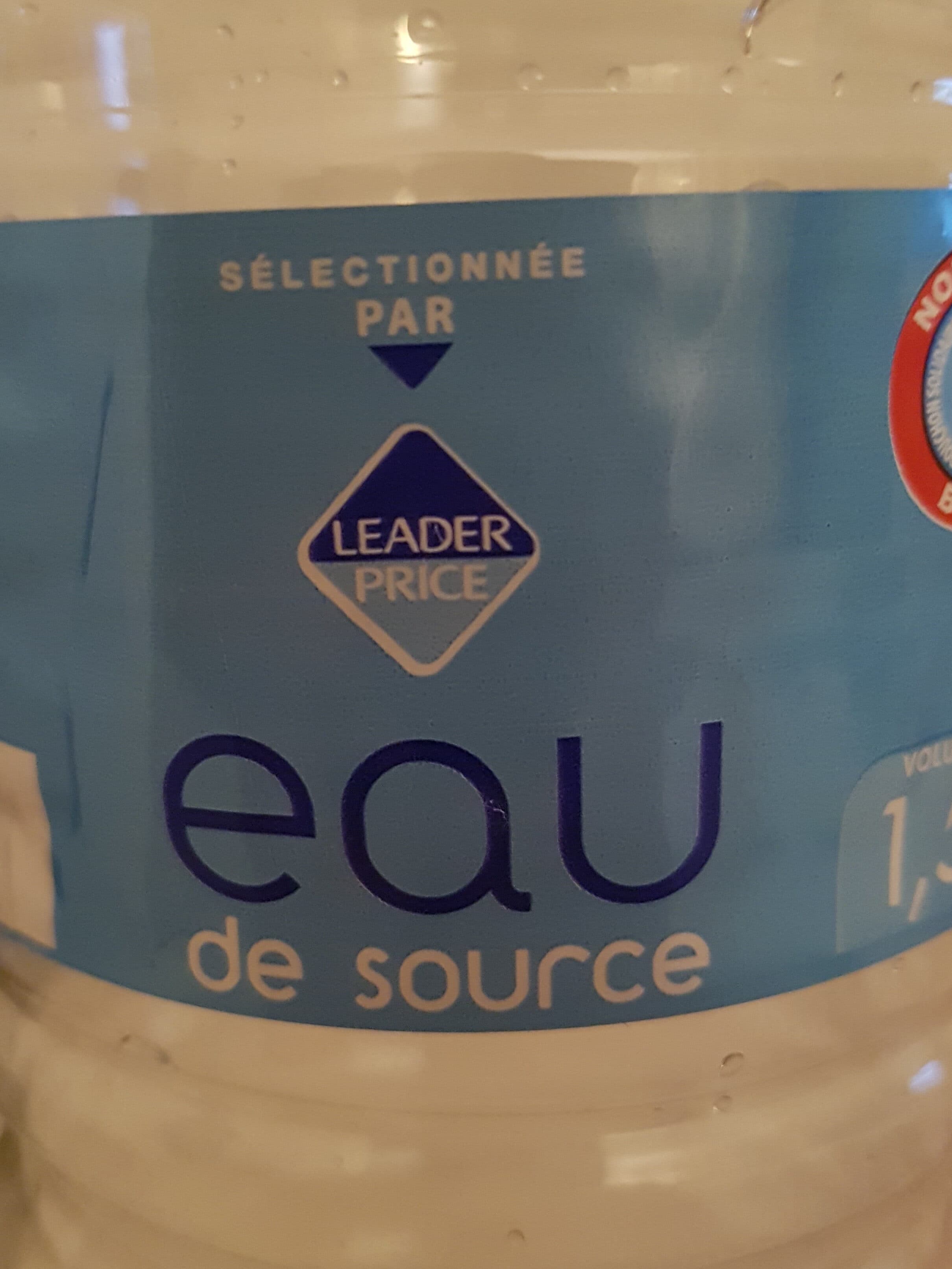 Leader Price eau de source packshot