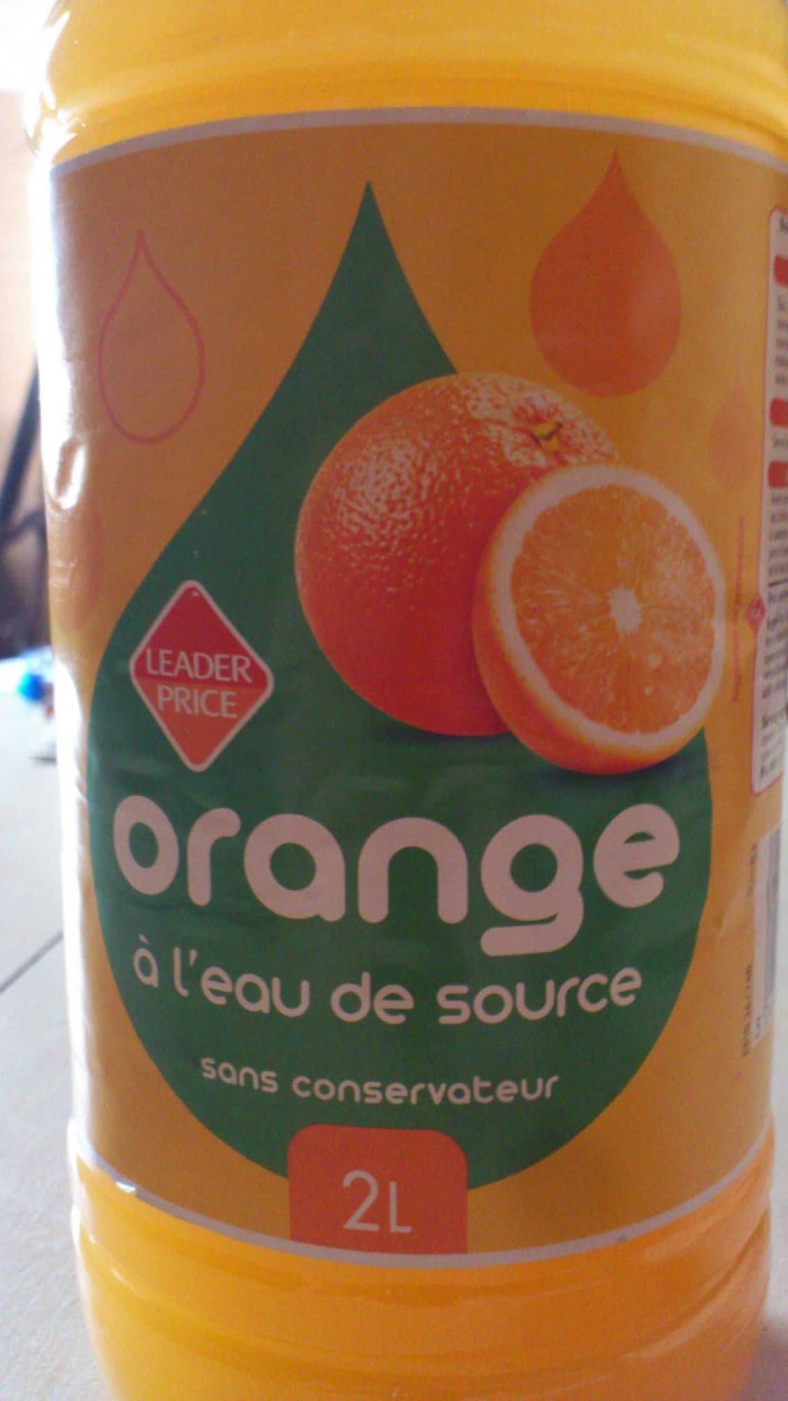 Leader Price Orange à l'eau de source packshot