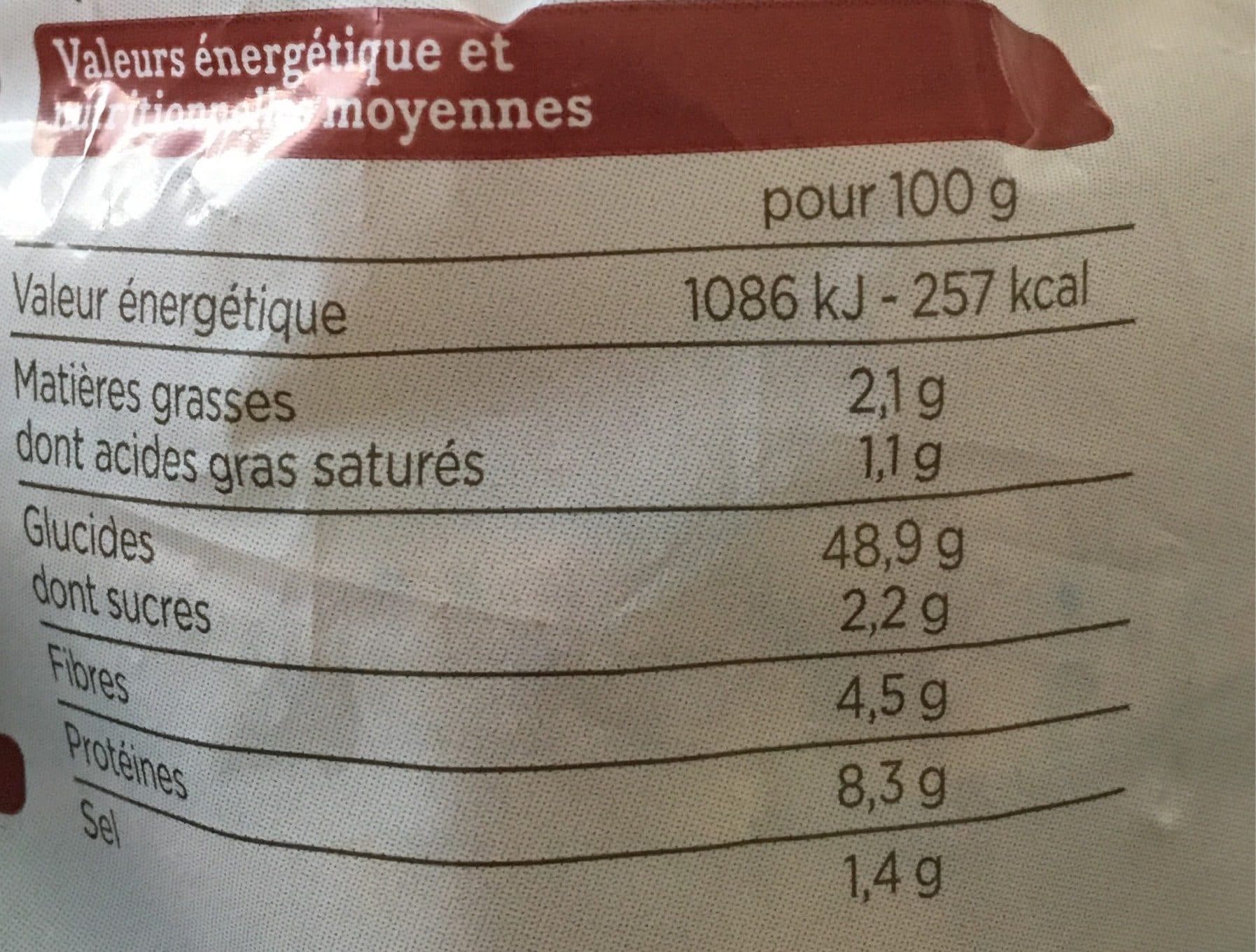 Franprix Pain boule complet tranché packshot