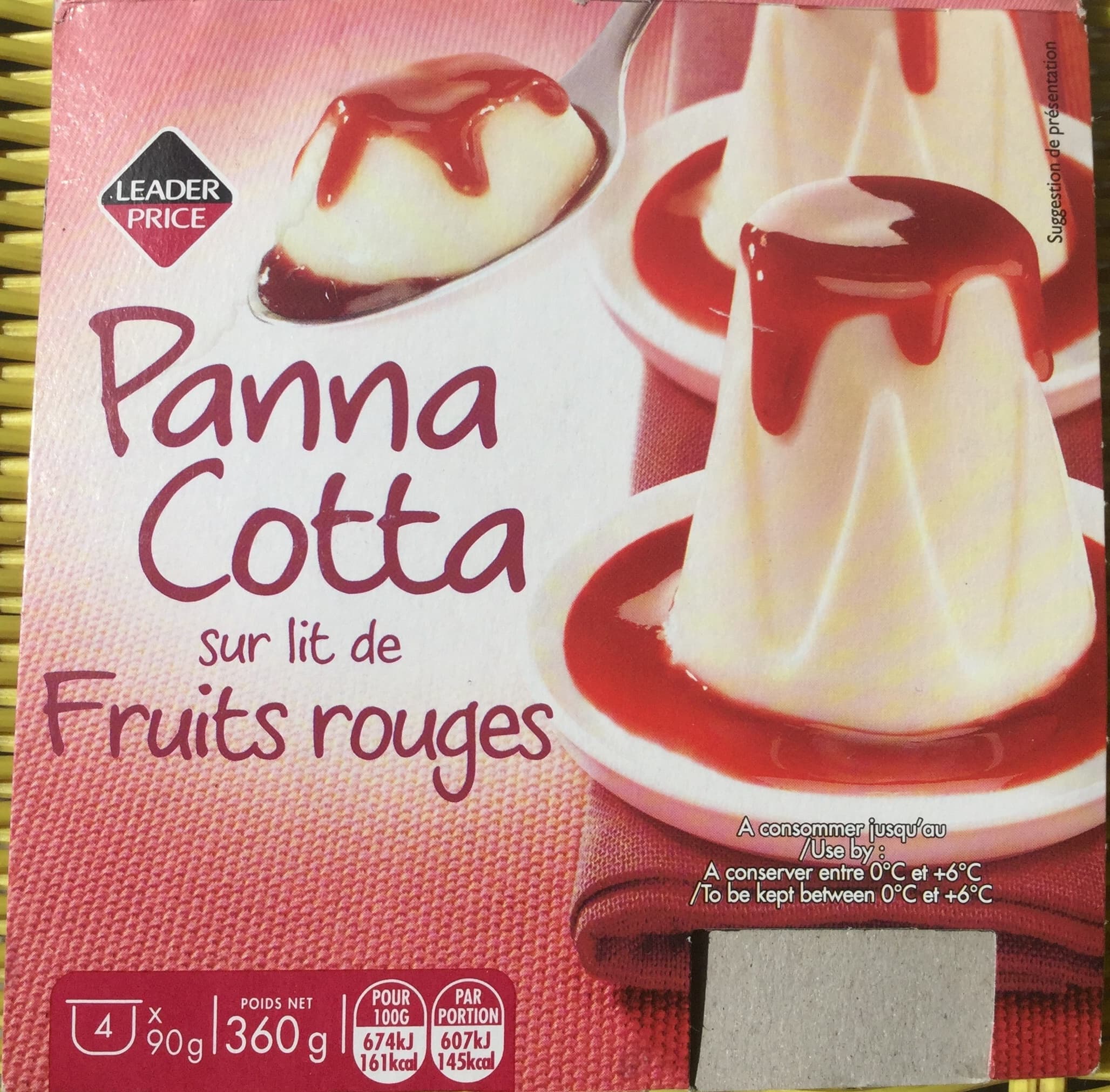 Leader Price Panna cotta sur lit de fruits rouges packshot