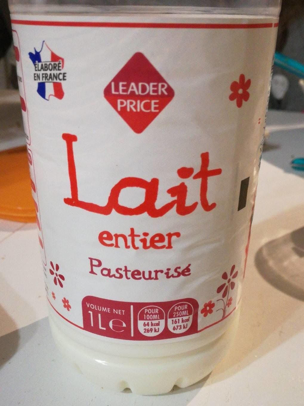 Leader Price Lait entier pasteurisé packshot