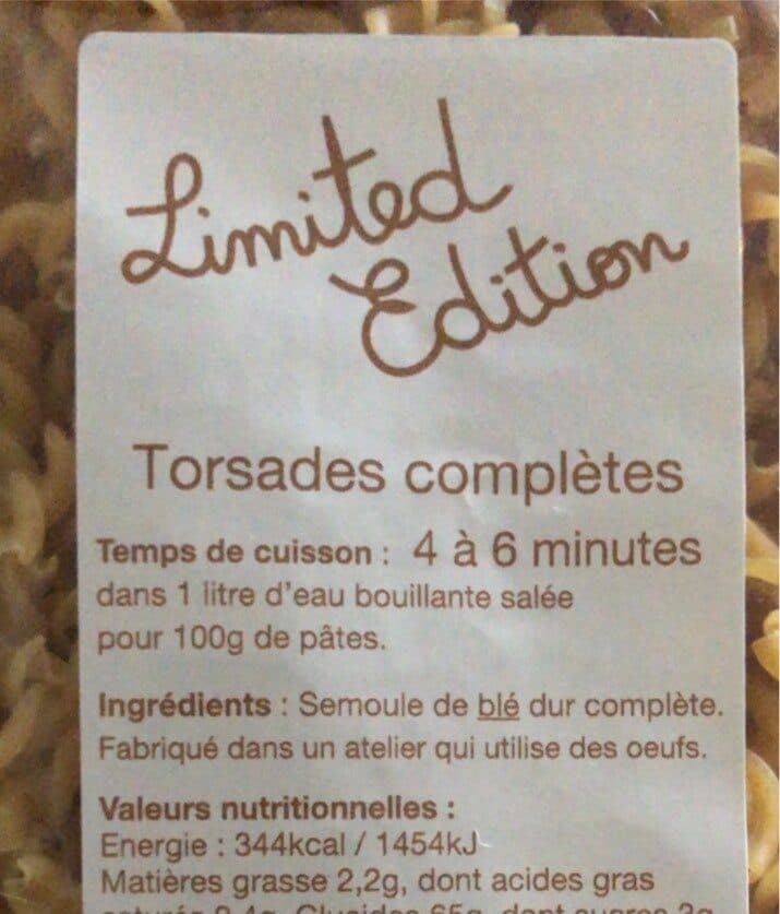 Inconnue Torsades completes packshot
