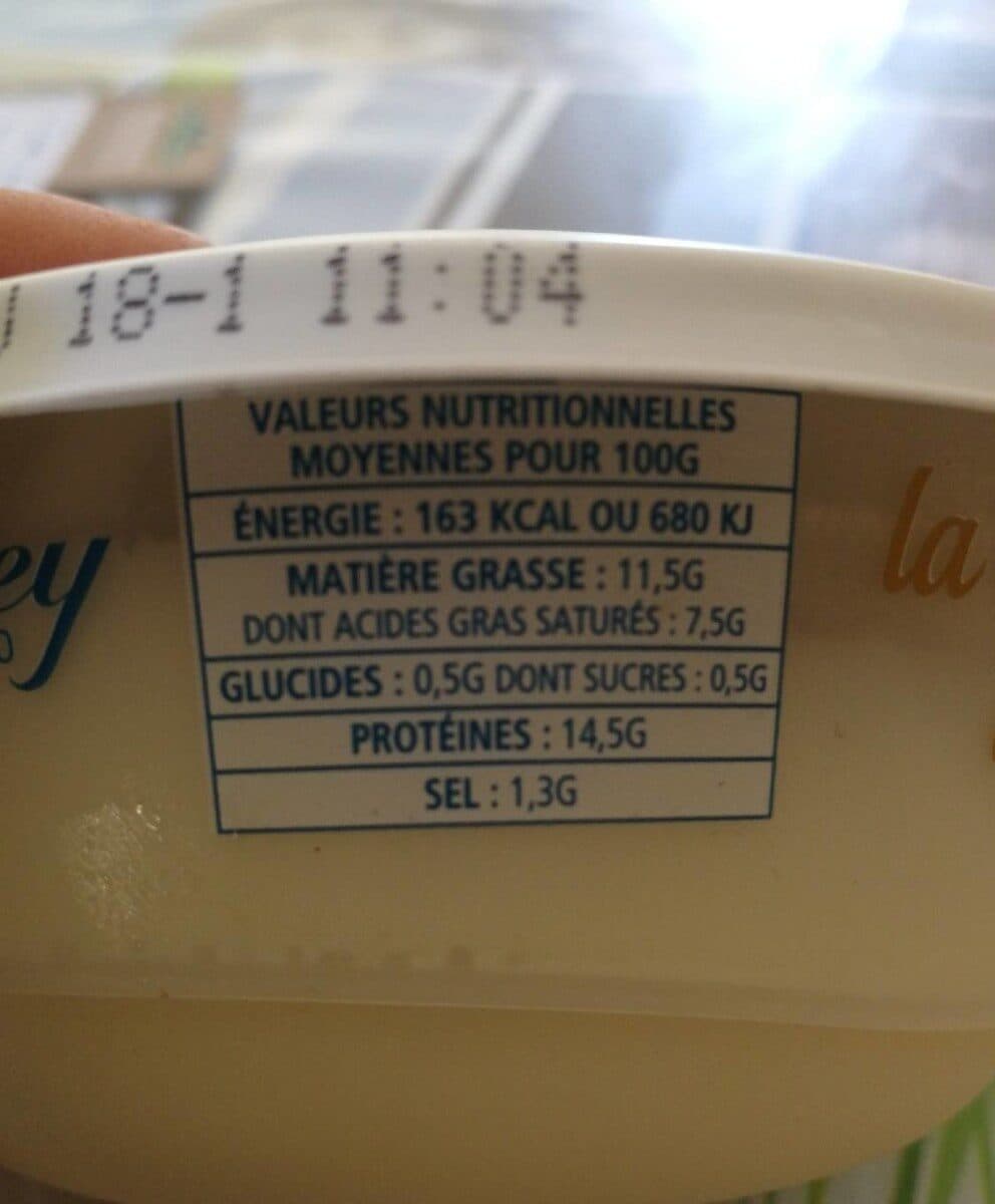 Fromagerie Poitrey La Cancoillotte du marché Vin Jaune packshot