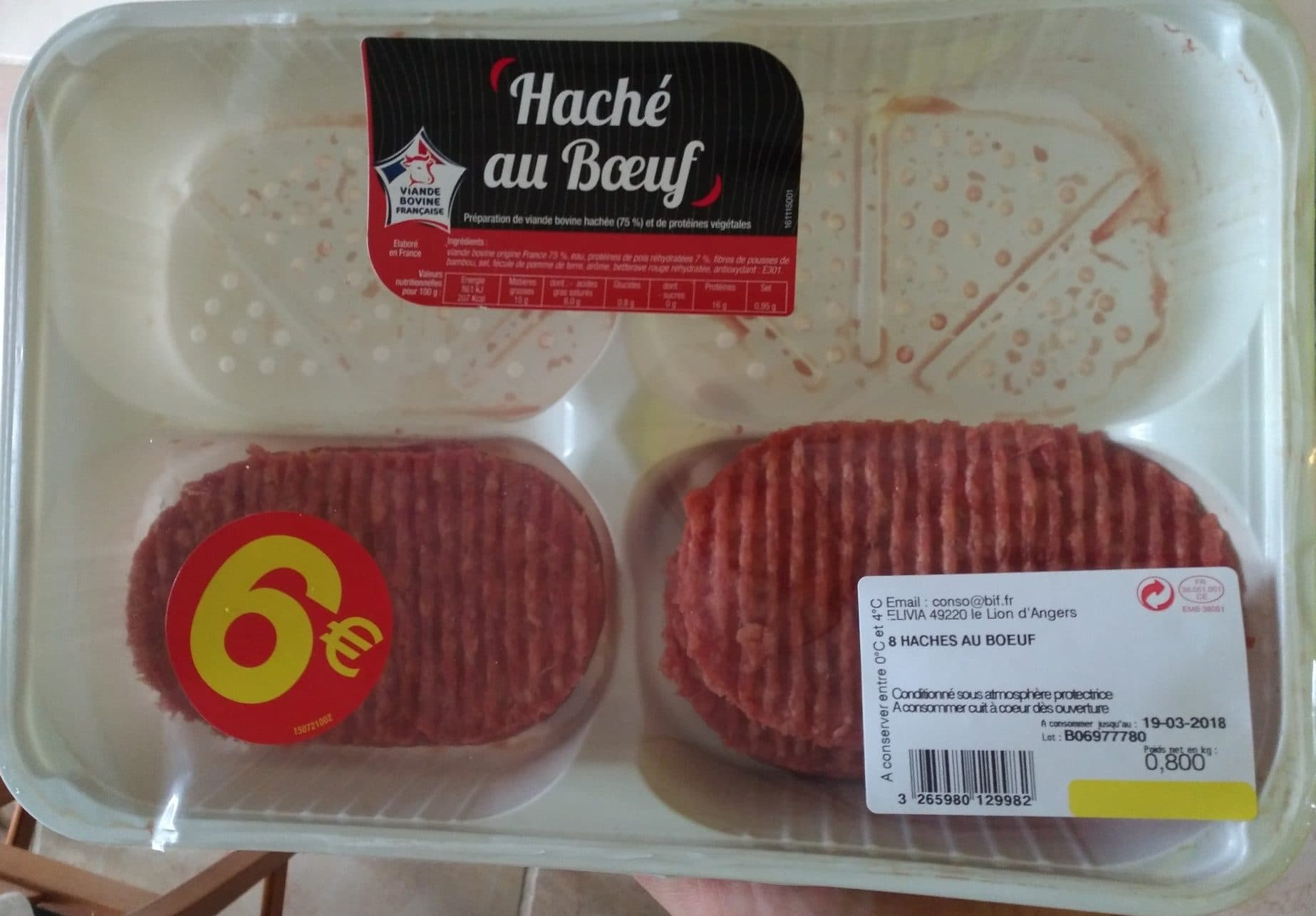 Elivia Haché au bœuf packshot