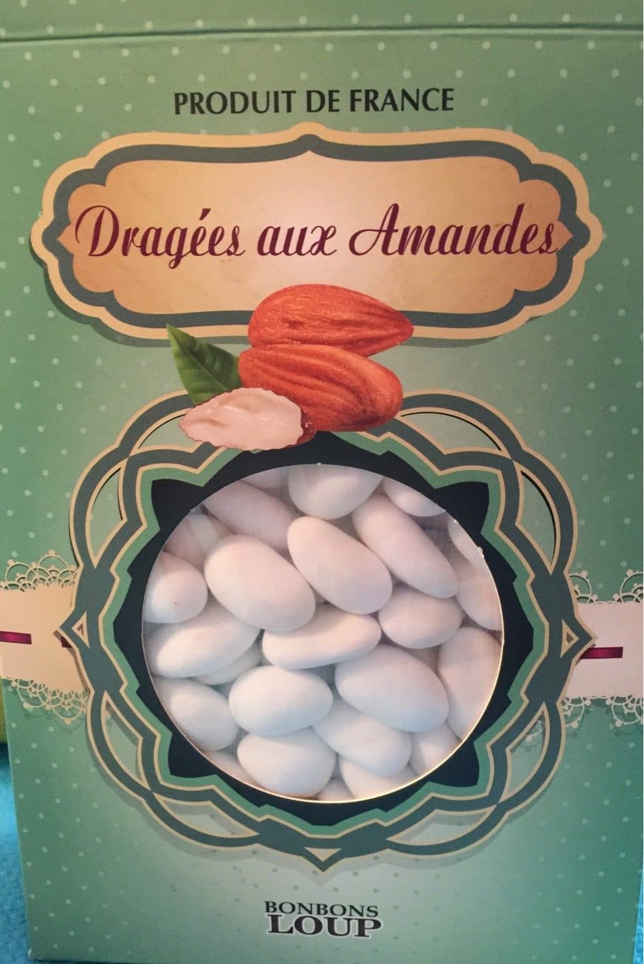 Bonbons Loup Dragees aux amandes packshot