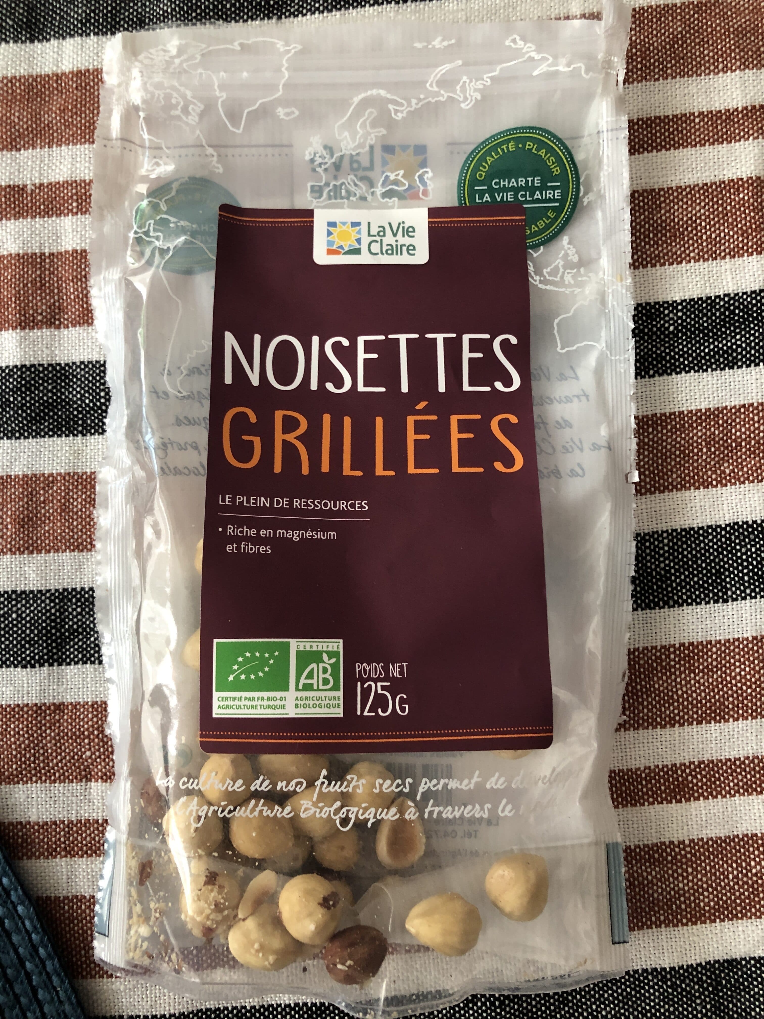 La Vie Claire Noisettes grillées de Turquie packshot
