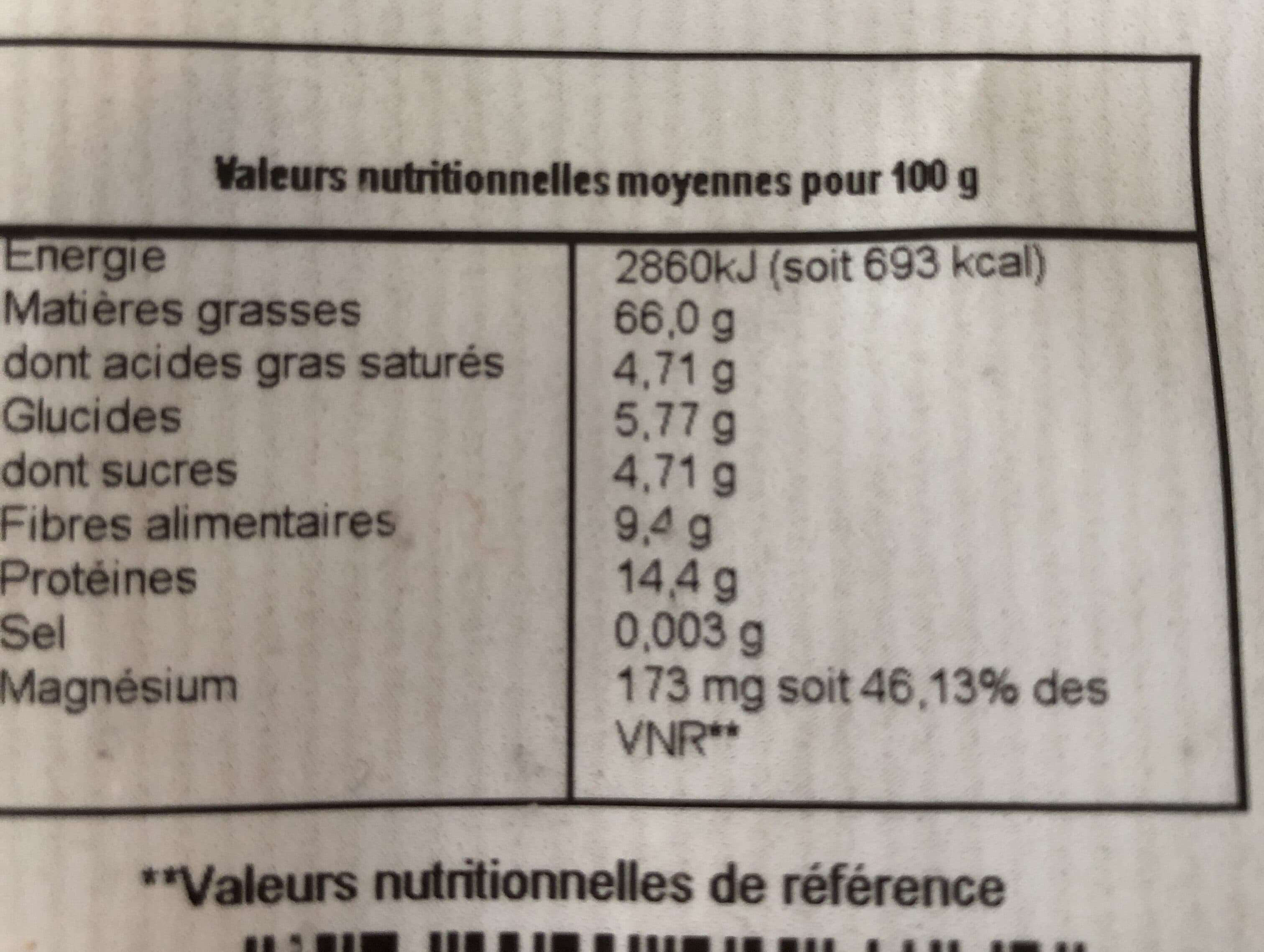 La Vie Claire Noisettes grillées de Turquie packshot