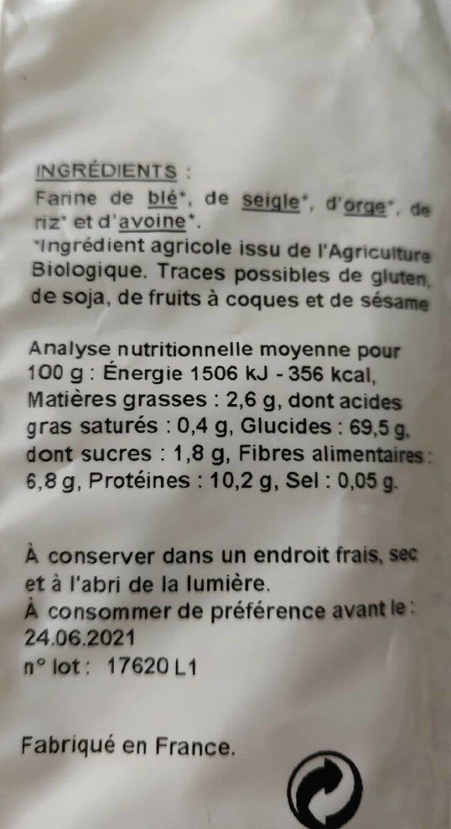 La Vie Claire Farine complète 5 céréales packshot