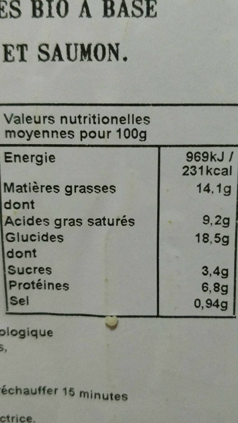 La Vie Claire Les petites tartes poireaux saumon packshot