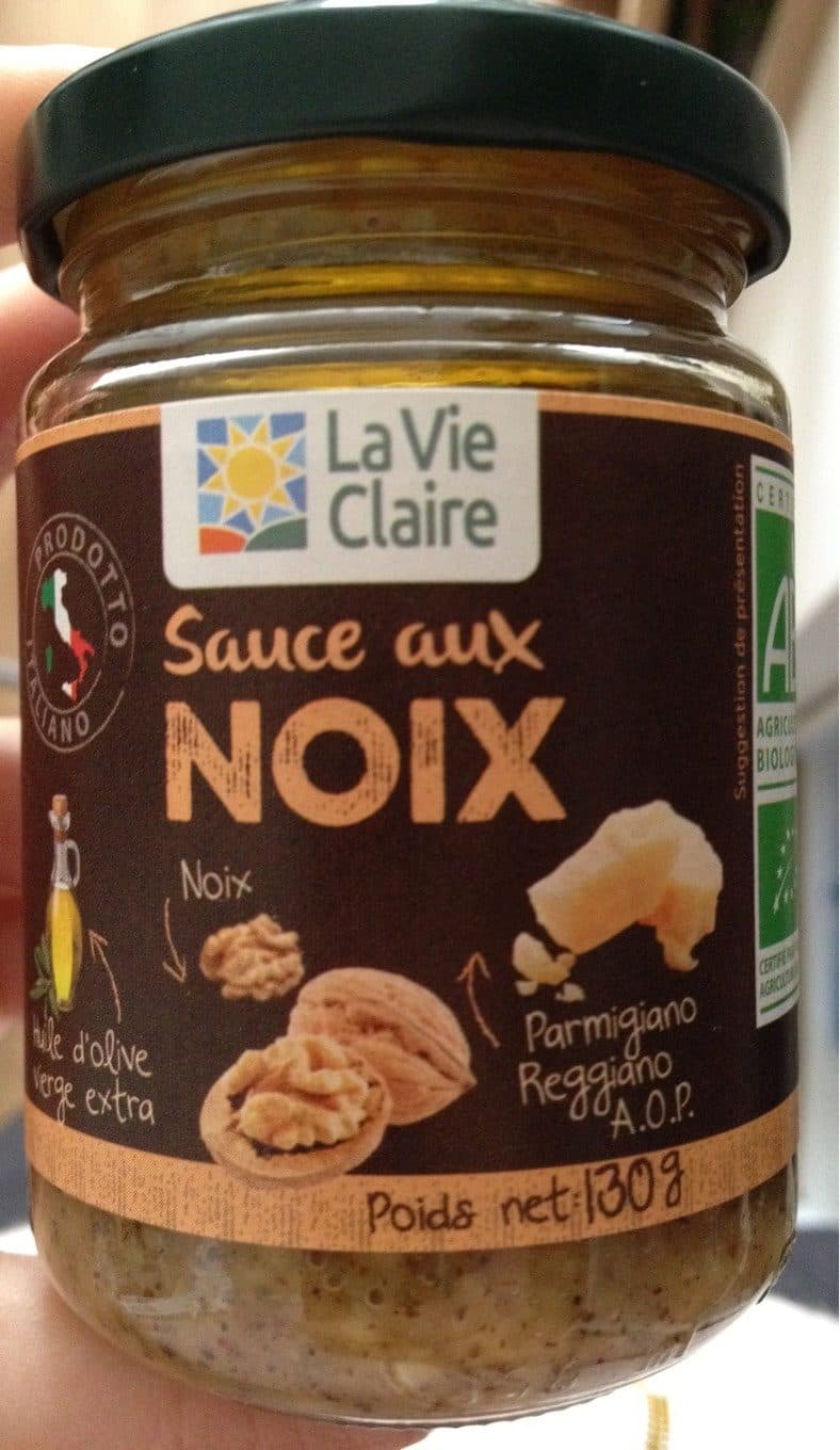 La Vie Claire Sauce aux noix packshot